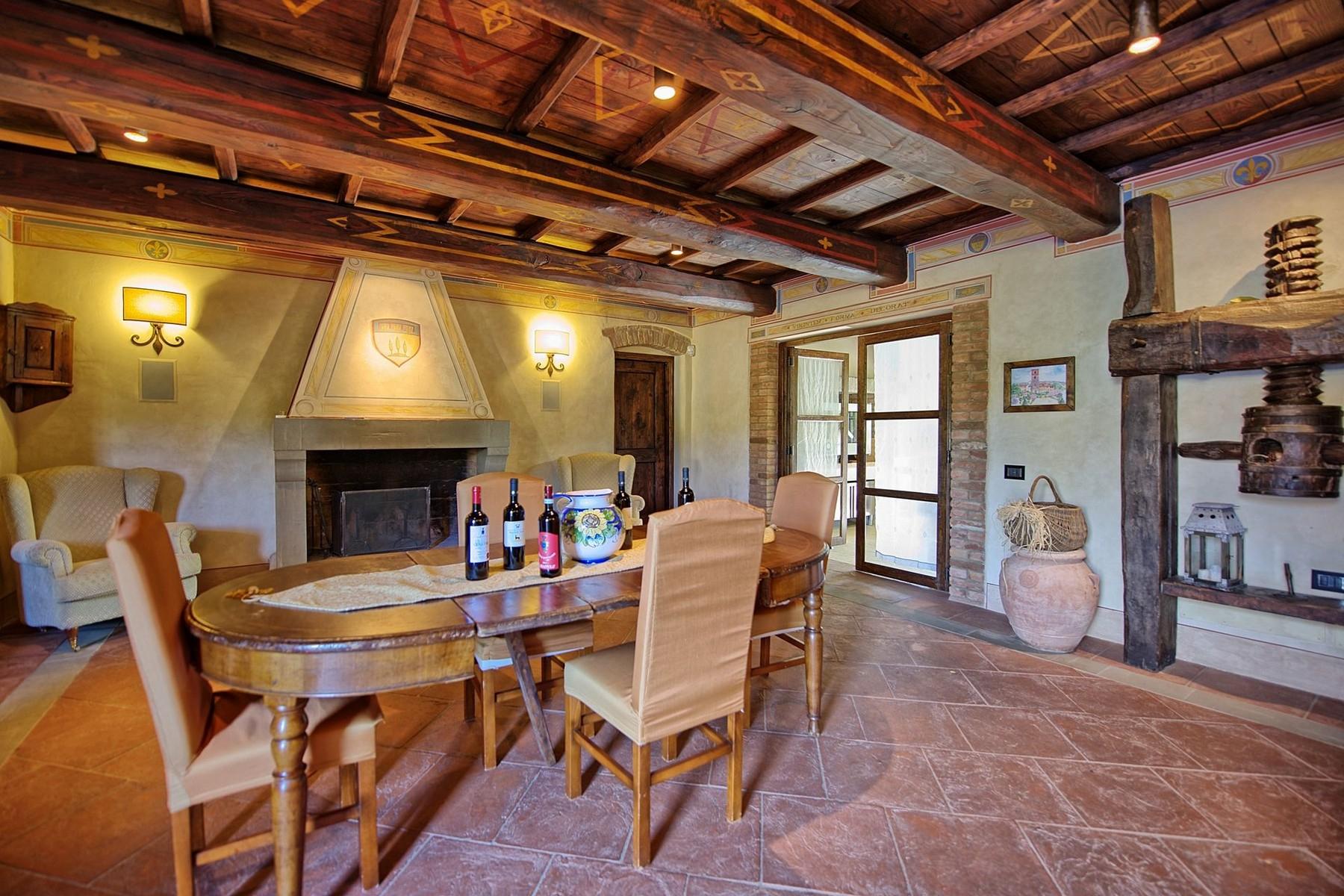 Farmhouse for sale in the Tuscan hills - 8