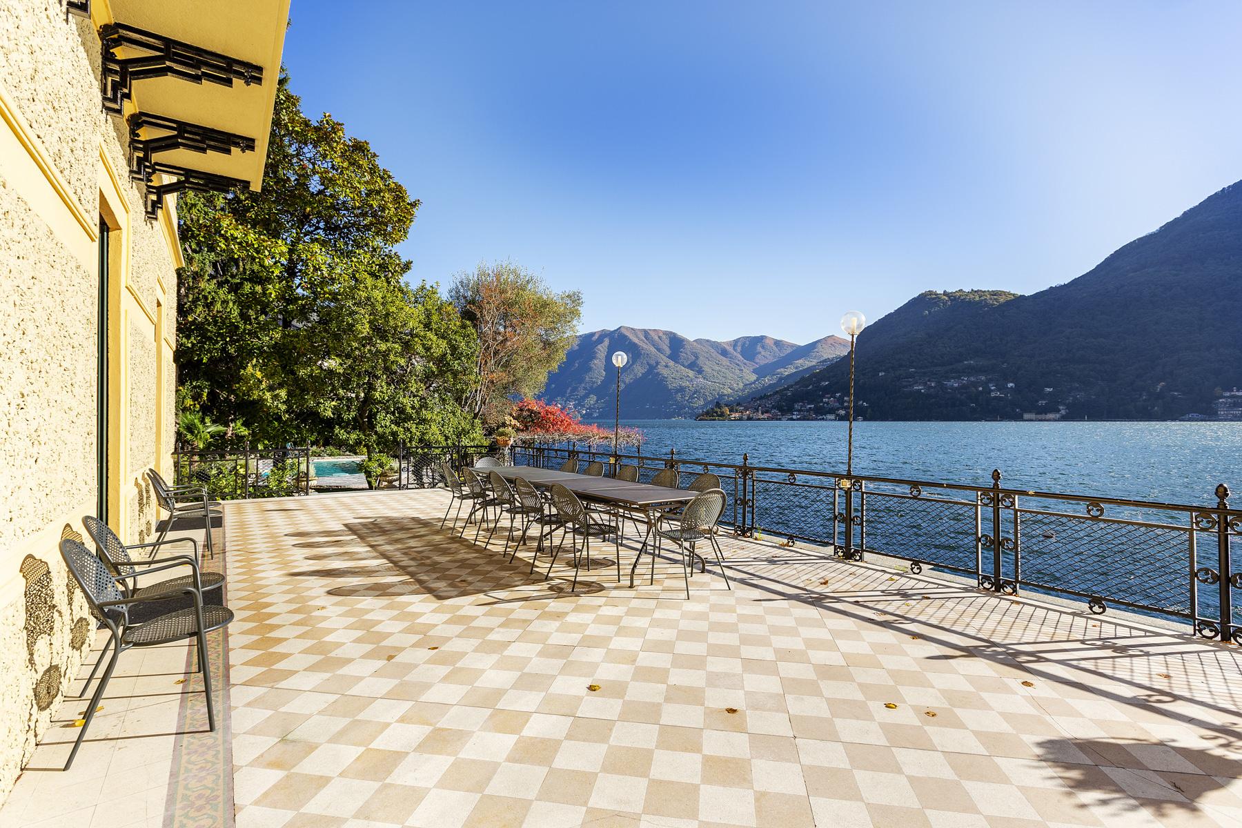 Wonderful historic villa with direct access to the lake, private wharf and boat house - 4