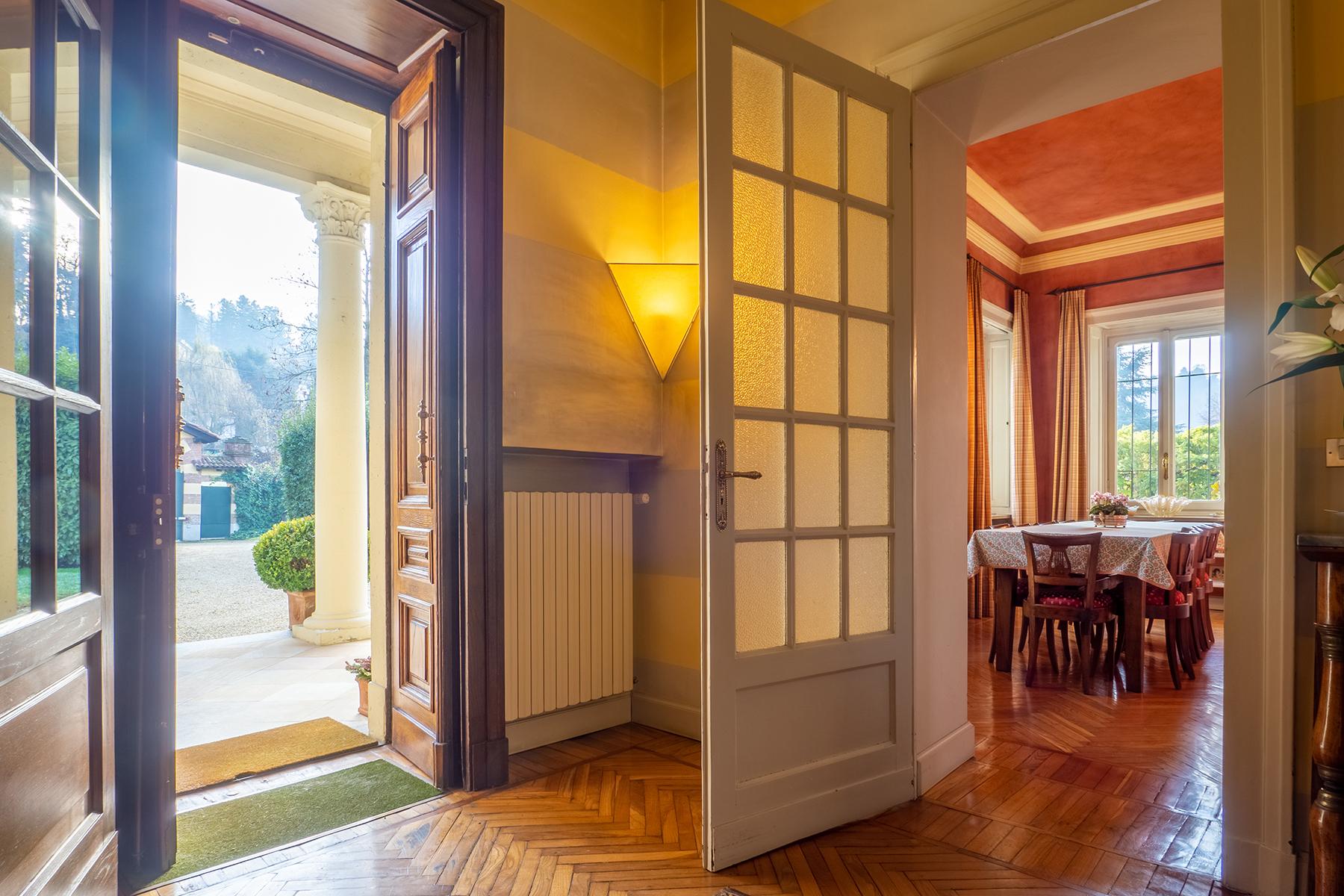 Exquisite villa with swimming pool in the hill of Turin - 9