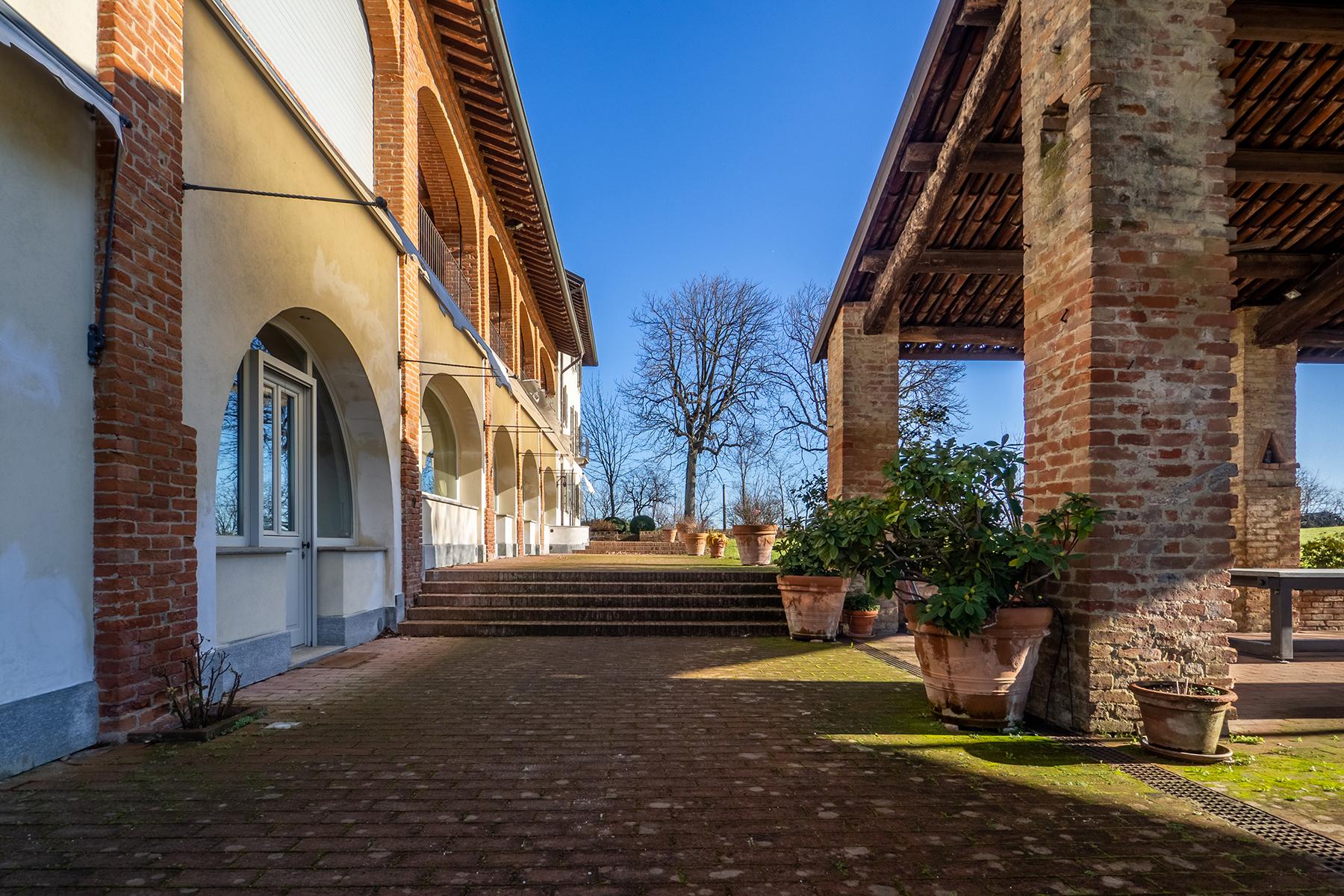 Marvelous estate nestled in the green of the Monferrato hills - 28