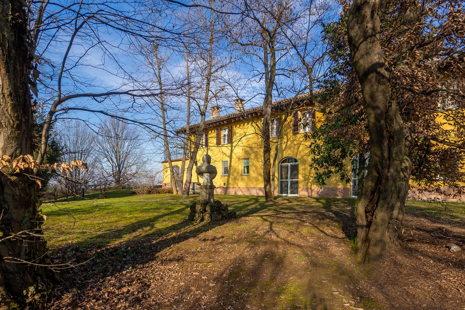 Magnifica Villa inserita nel verde delle colline del Monferrato - 29