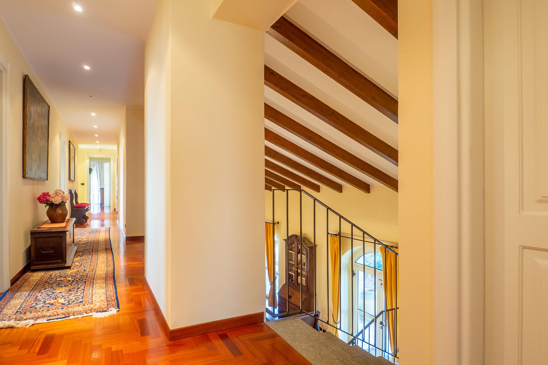 Magnificent Villa surrounded by the green hills of Monferrato - 7