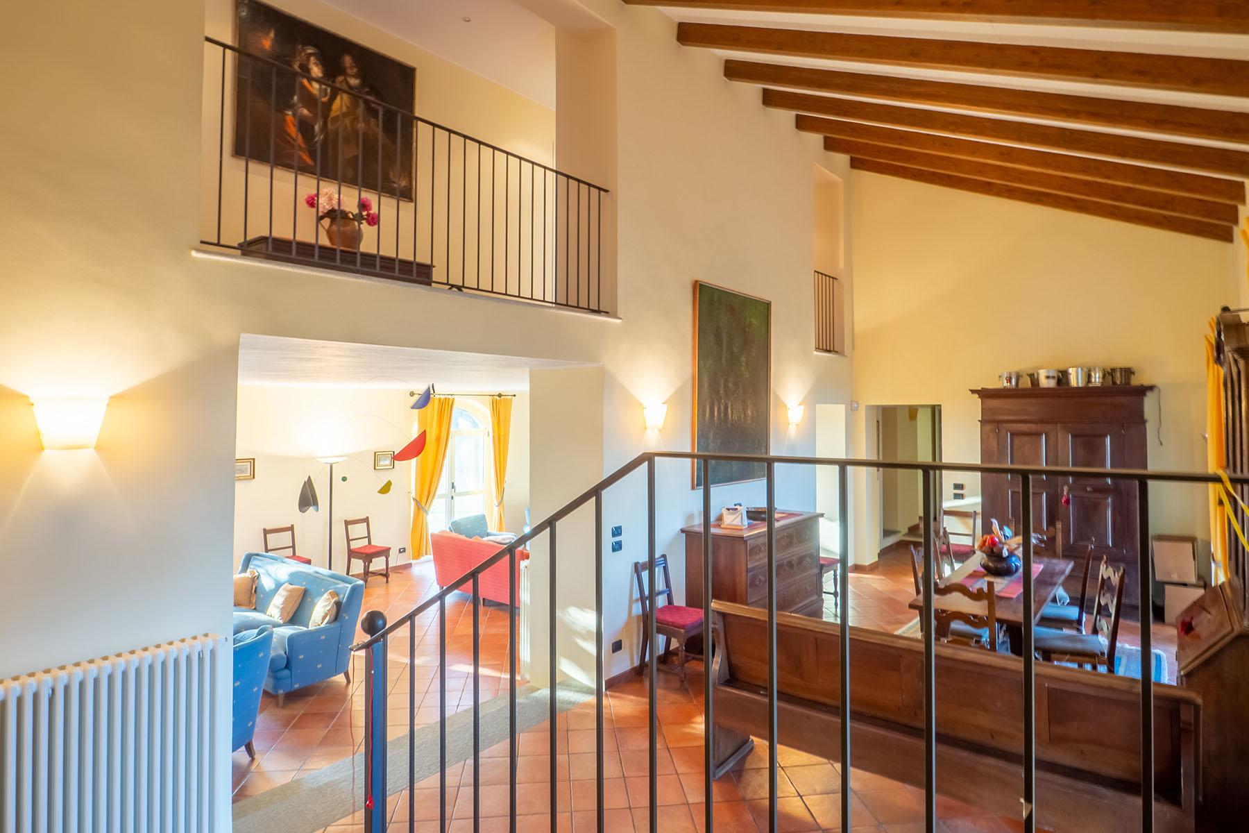 Wunderschöne Villa auf den grünen Hügeln von Monferrato eingefügt - 9