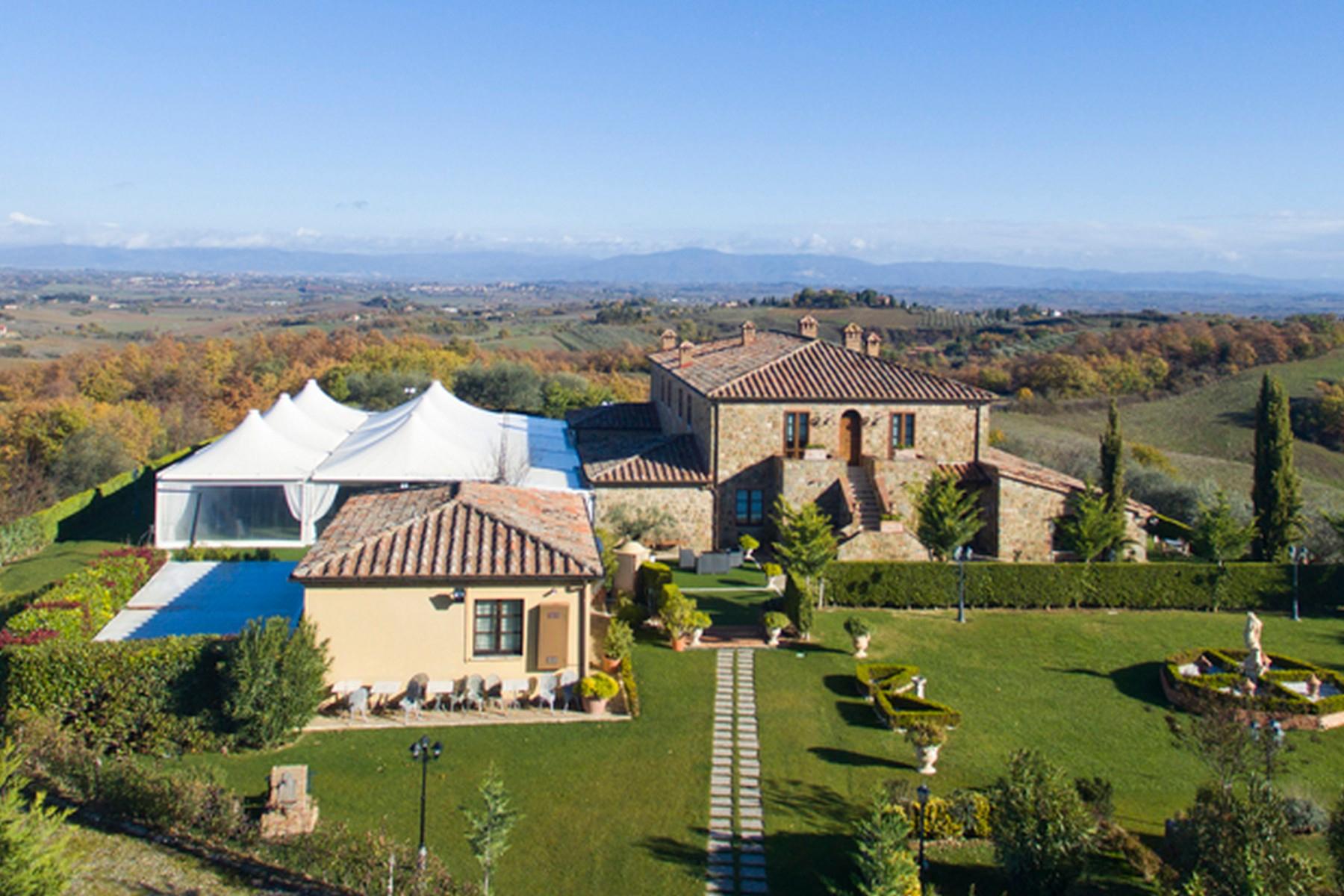 Bel hôtel de charme avec restaurant et spa dans les collines de Torrita di Siena - 10