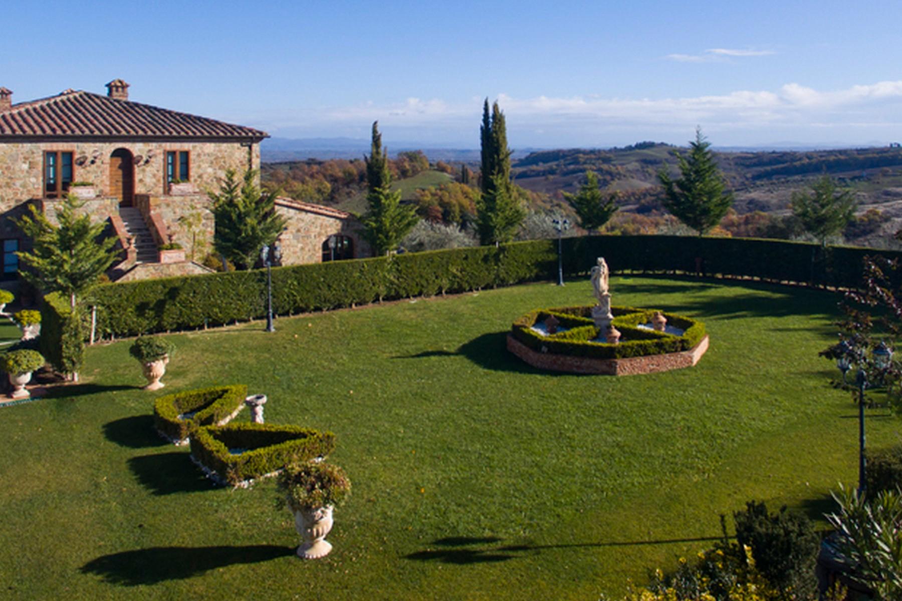 Bel hôtel de charme avec restaurant et spa dans les collines de Torrita di Siena - 8