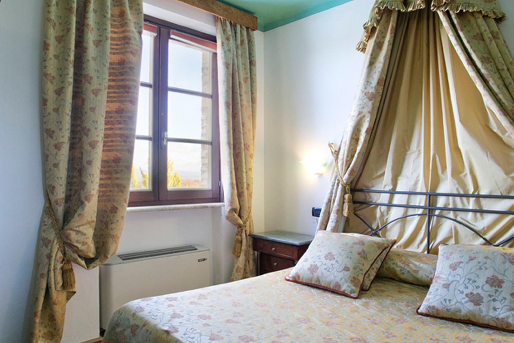 Bel hôtel de charme avec restaurant et spa dans les collines de Torrita di Siena - 30