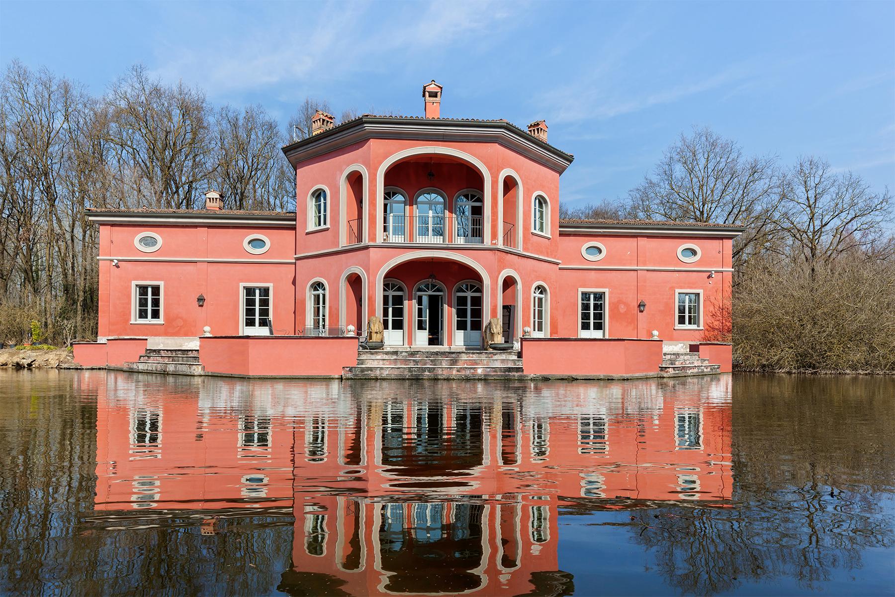 Herrliche Villa mit Park und See in der Nähe von Mailand - 1