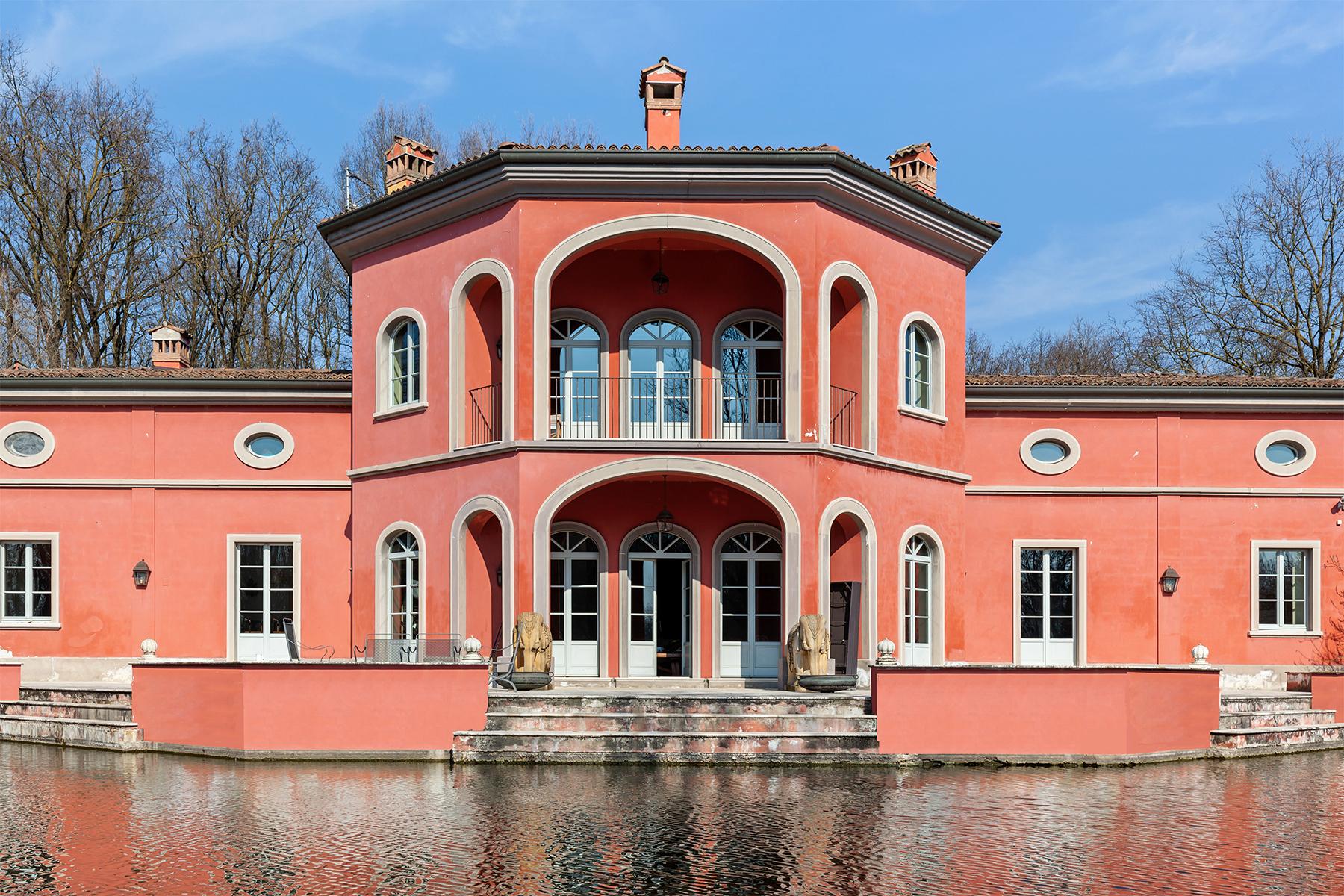 Inviting villa with private park and lake close to Milan - 15