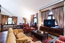 Elegante villa con parco e piscina all’interno del comprensorio del Cinq Fo, in vendita, Guanzate | Sotheby’s Realty Italy - 12