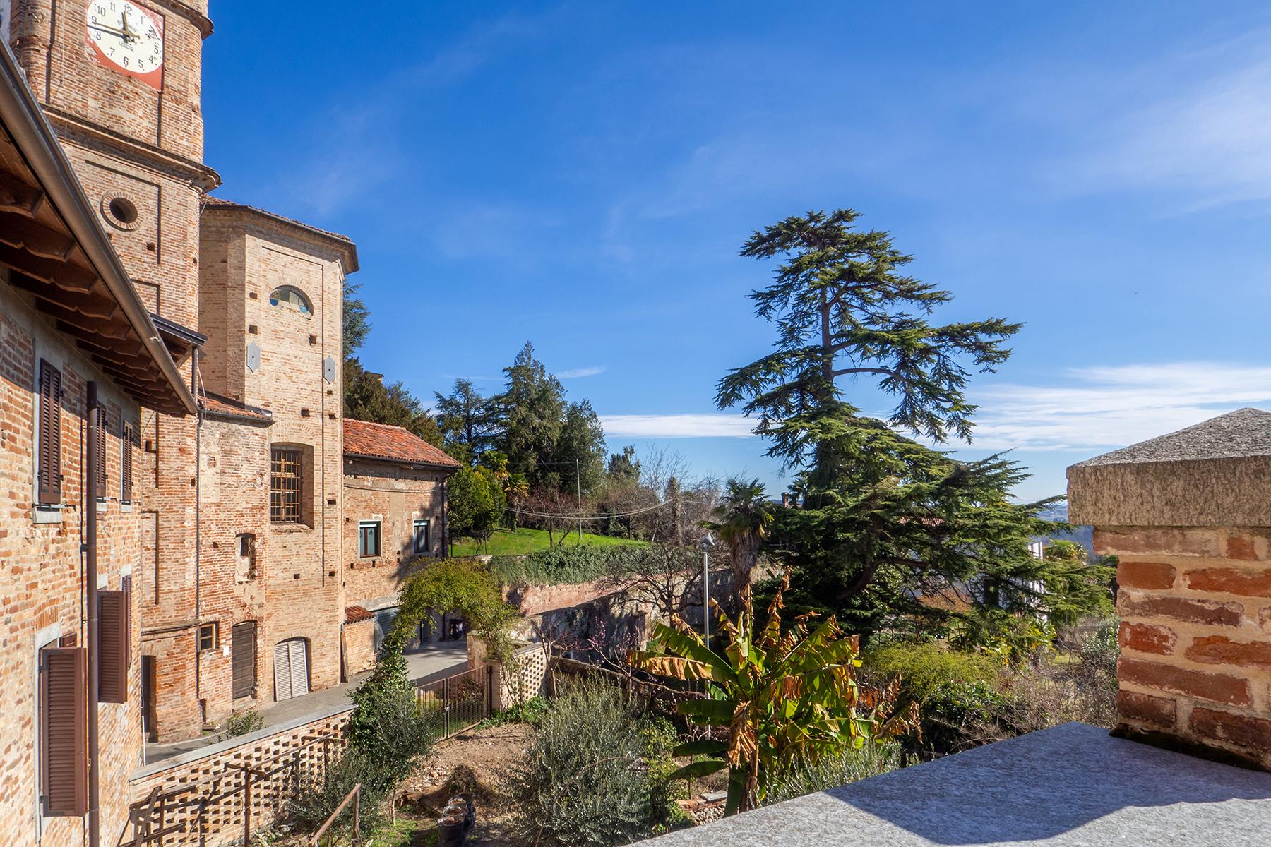 Affascinante ex - casa canonica racchiusa in un piccolo borgo del Monferrato. - 1