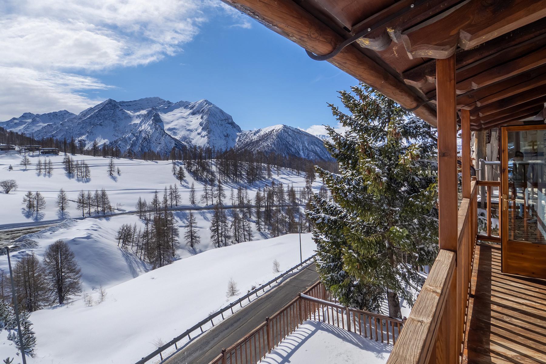 Magnificent chalet in Sestriere - 16
