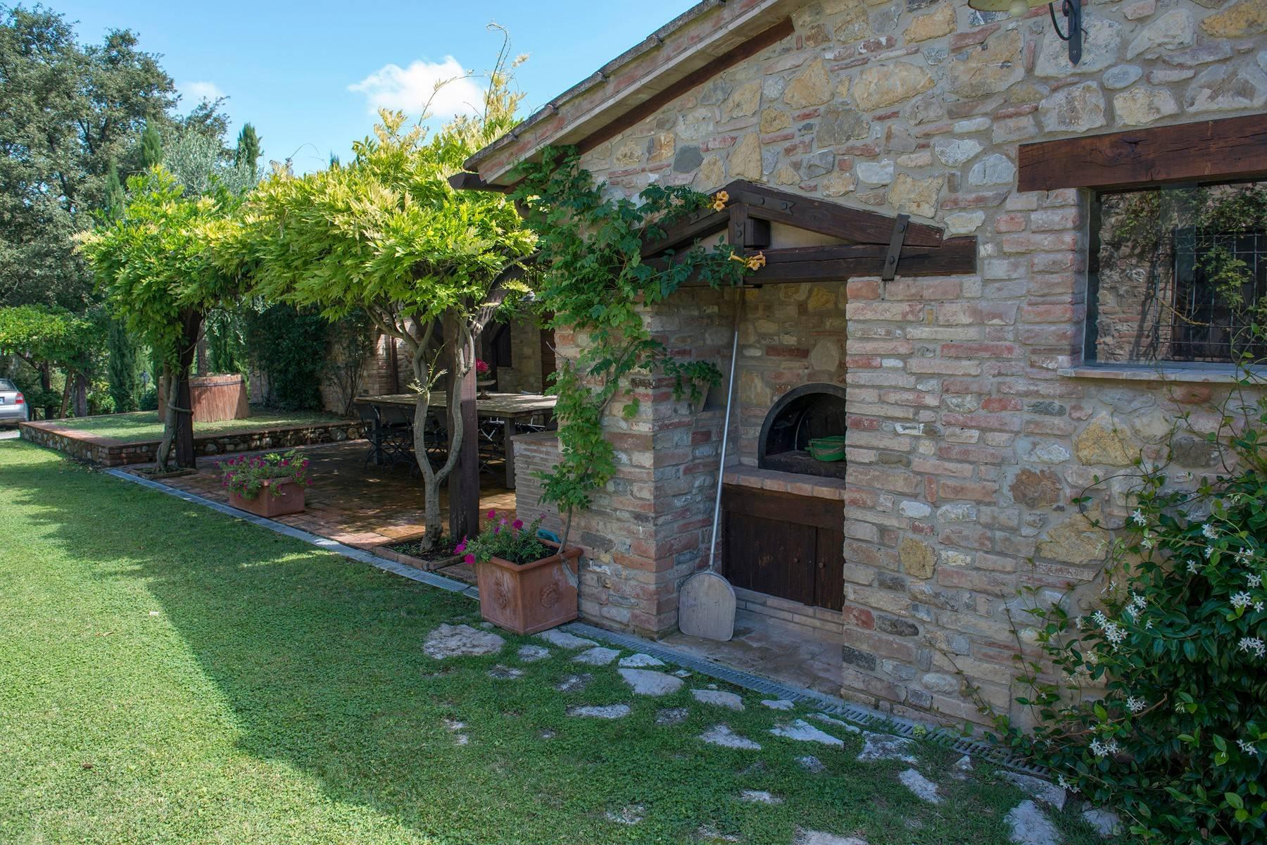 Stunning Farmhouse with pool on the border between Tuscany and Umbria - 9