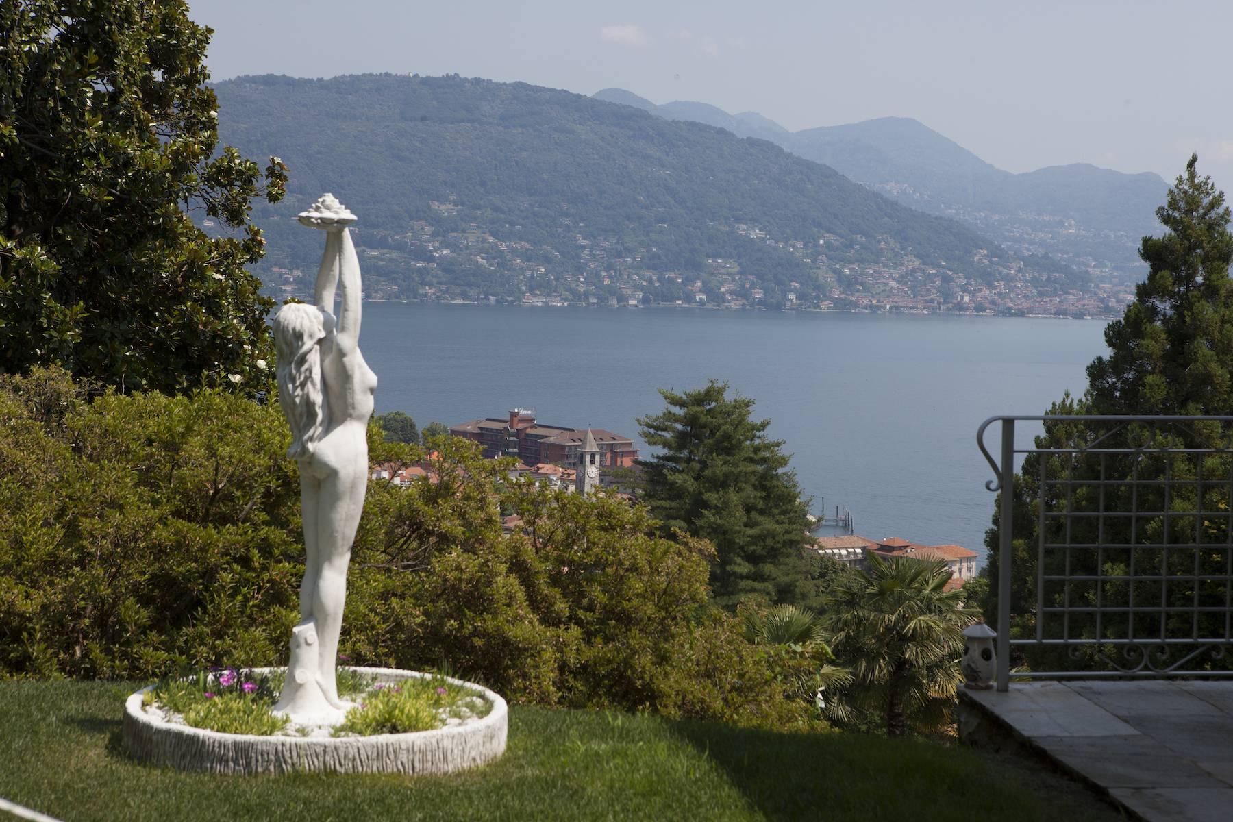 Enchanting Villa with breathtaking view on Lake Maggiore - 11