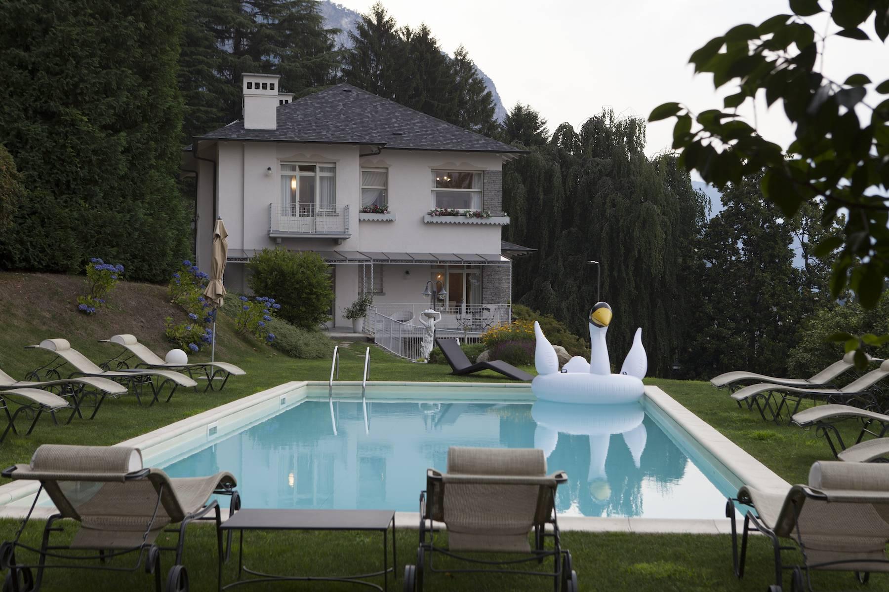 Enchanting Villa with breathtaking view on Lake Maggiore - 1