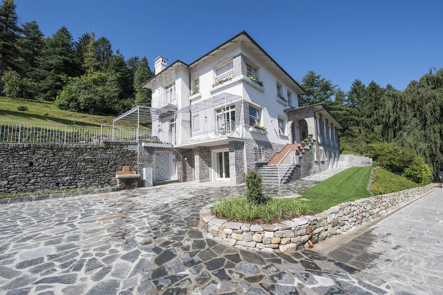 Enchanting Villa with breathtaking view on Lake Maggiore - 13