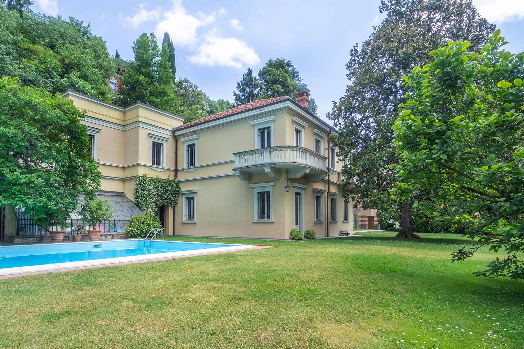 Wunderschöne Villa mit Garten in Turin - 3