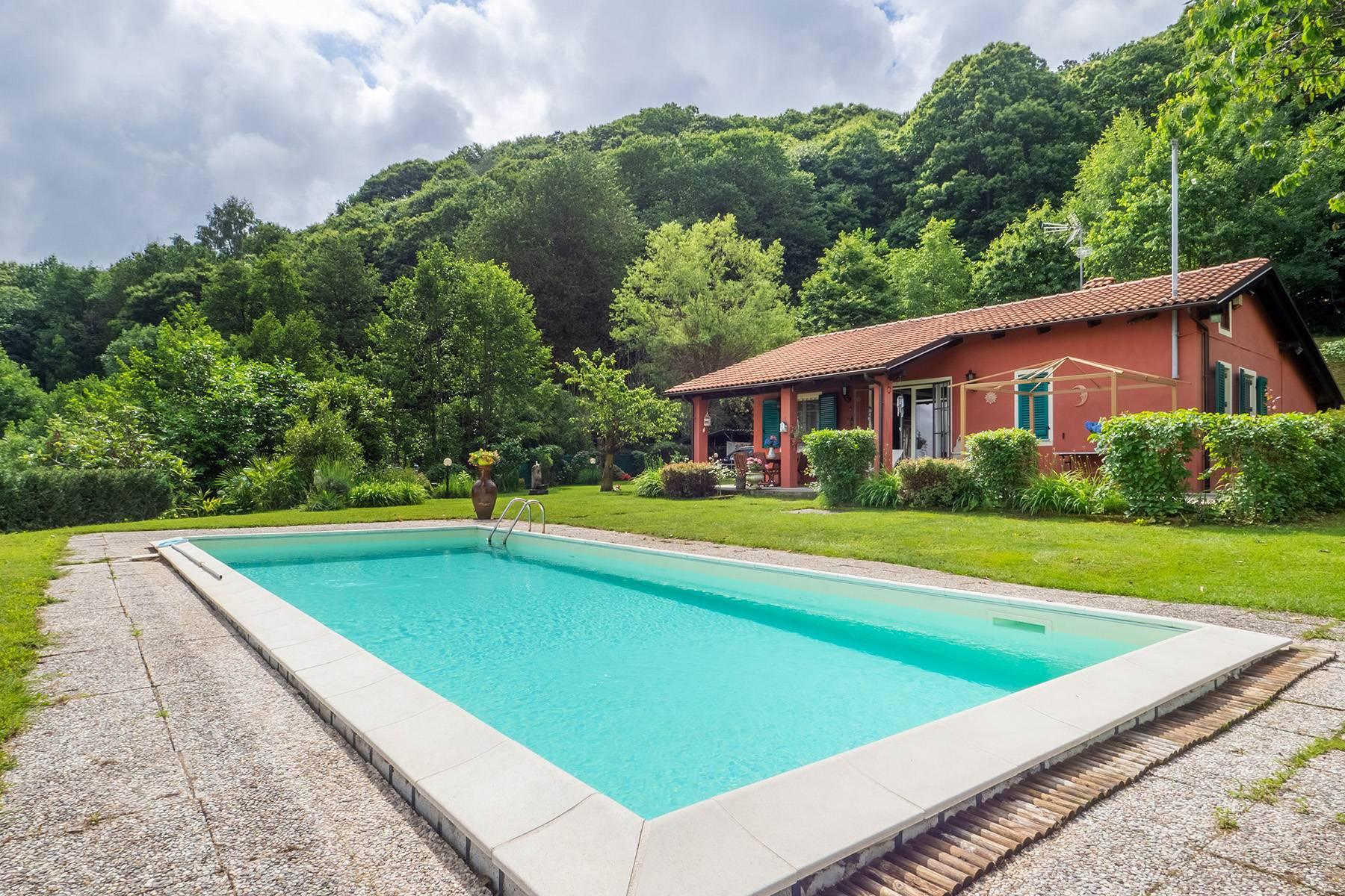 Farmhouse with swimming pool nestled in the greenery - 1