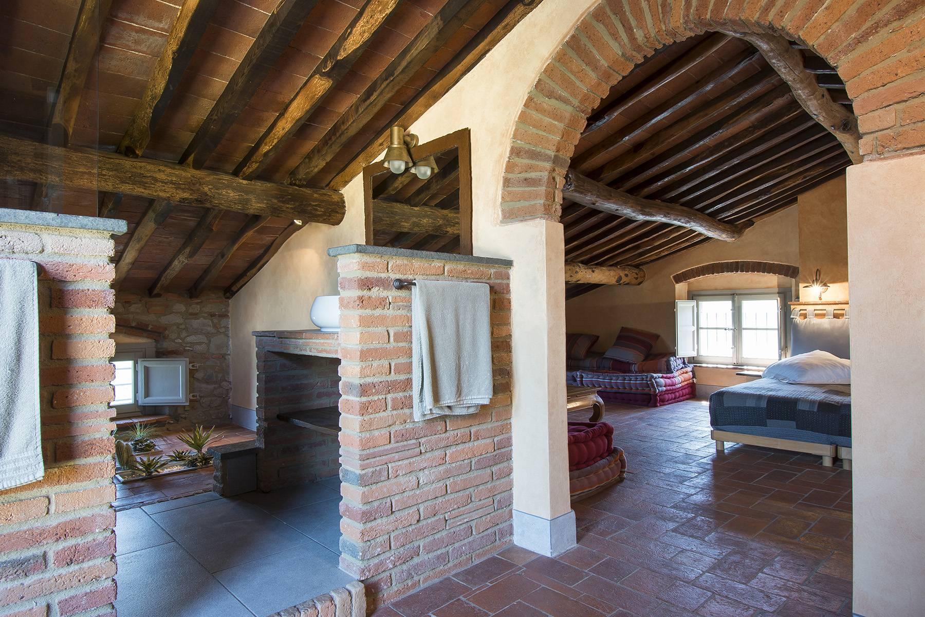 Stunning Country villa on the hills of Lucca with vineyard - 22