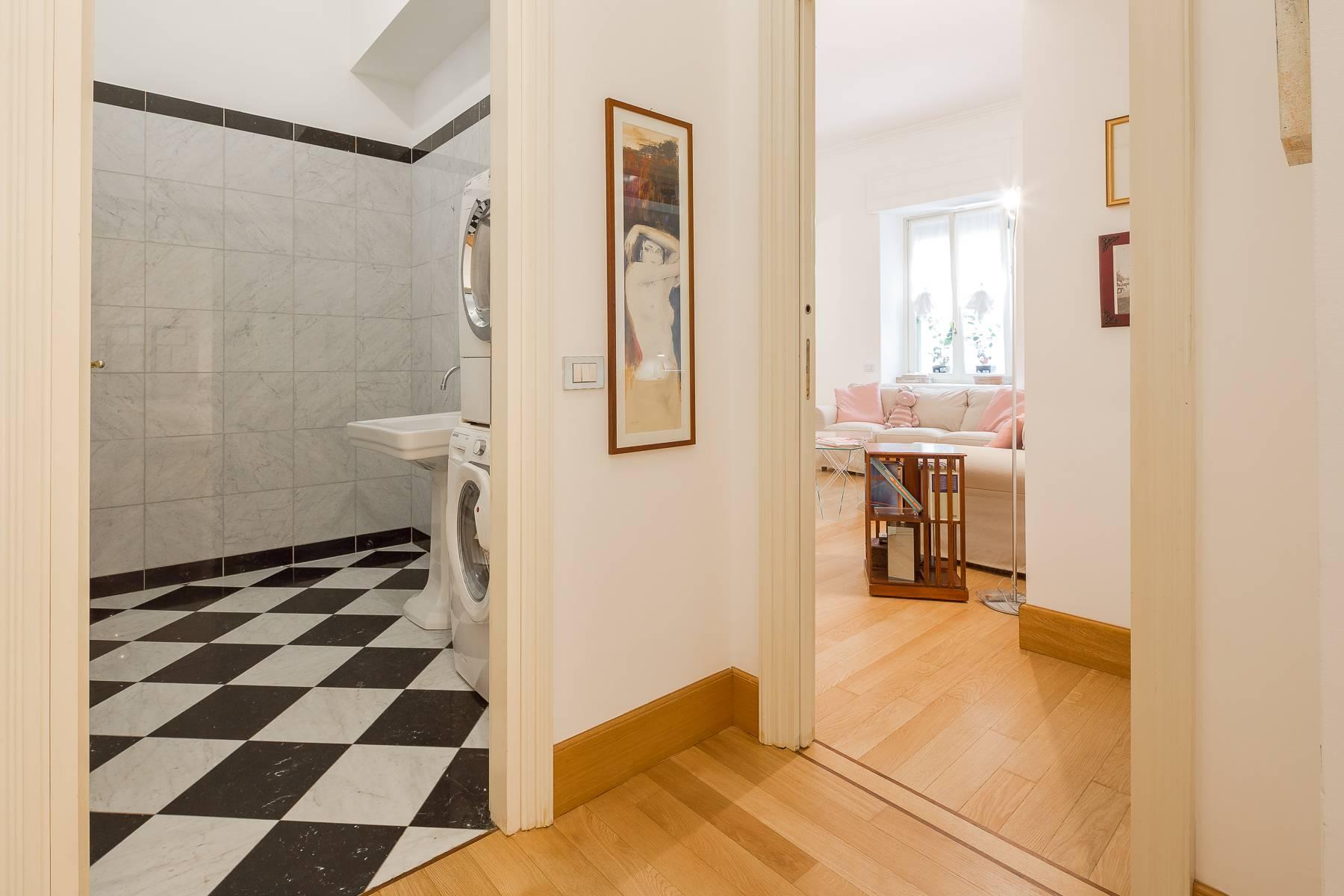 Renovated apartment in the heart of the historic center of Milan - 15