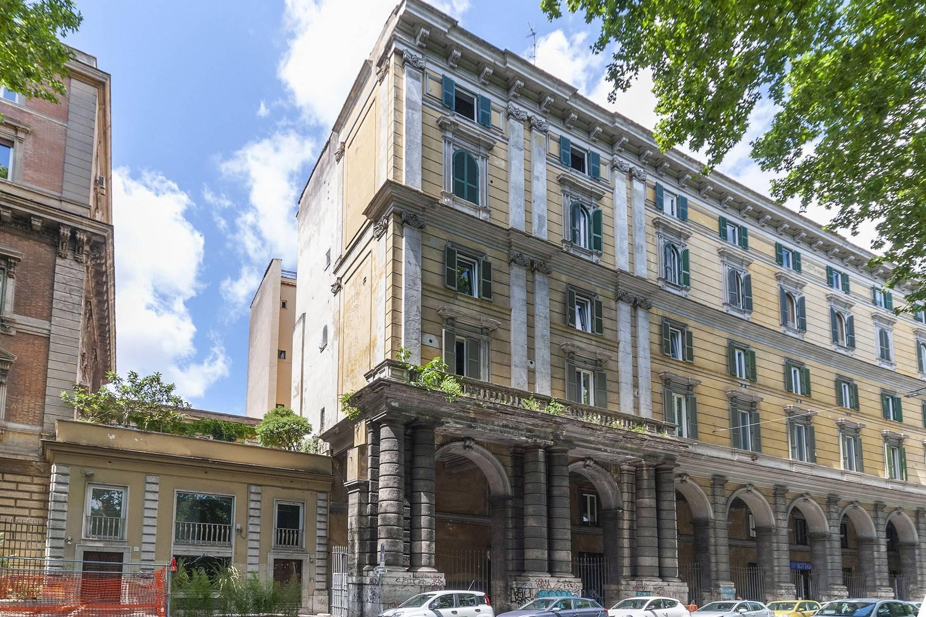 Appartamento in affascinante palazzo storico a due passi da Ponte Sisto - 1