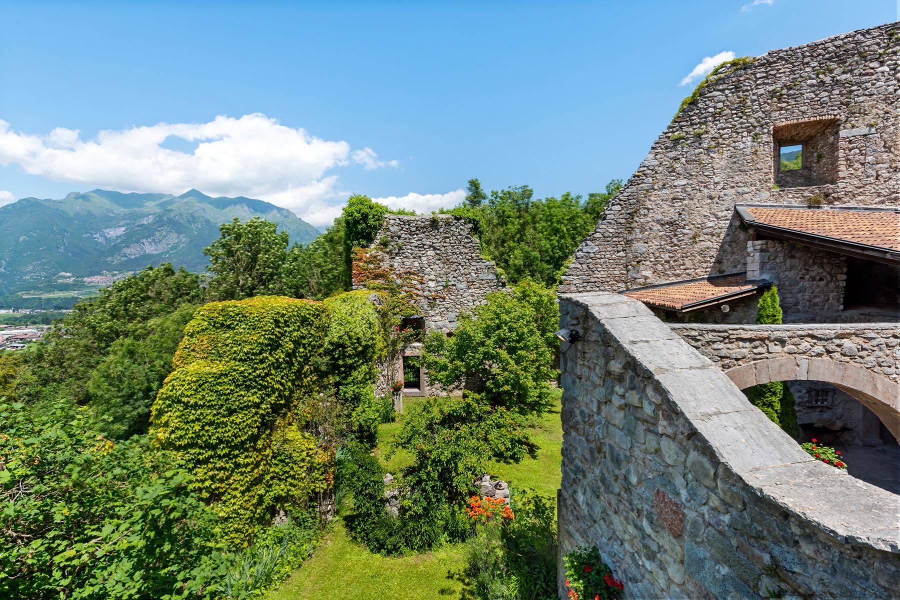 Antico Castello nel Trentino - 26
