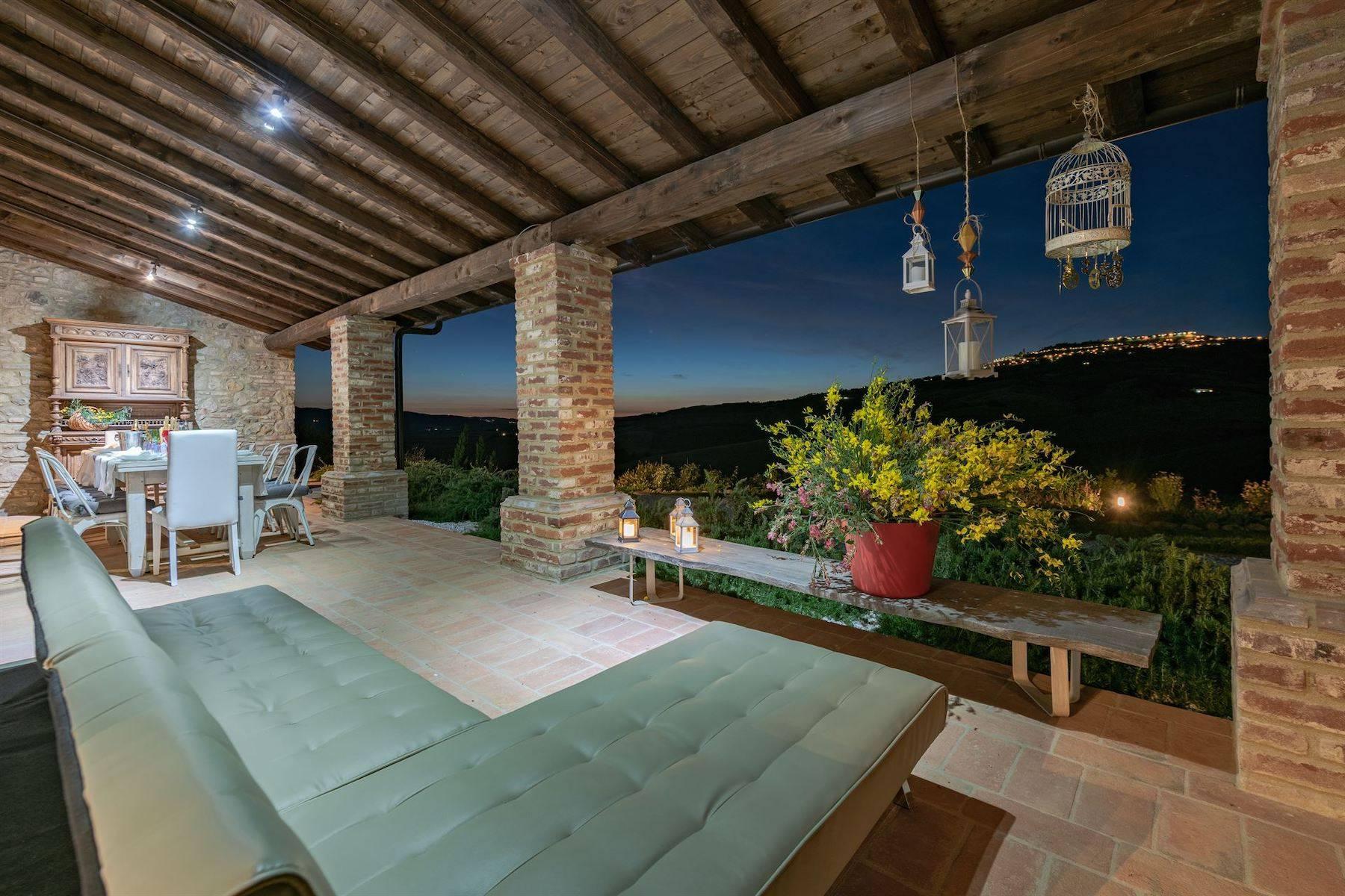 Wunderschön restaurierte Villa im Herzen der Landschaft von Volterra - 13