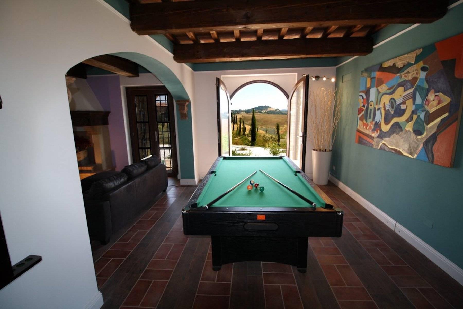 Wunderschön restaurierte Villa im Herzen der Landschaft von Volterra - 19