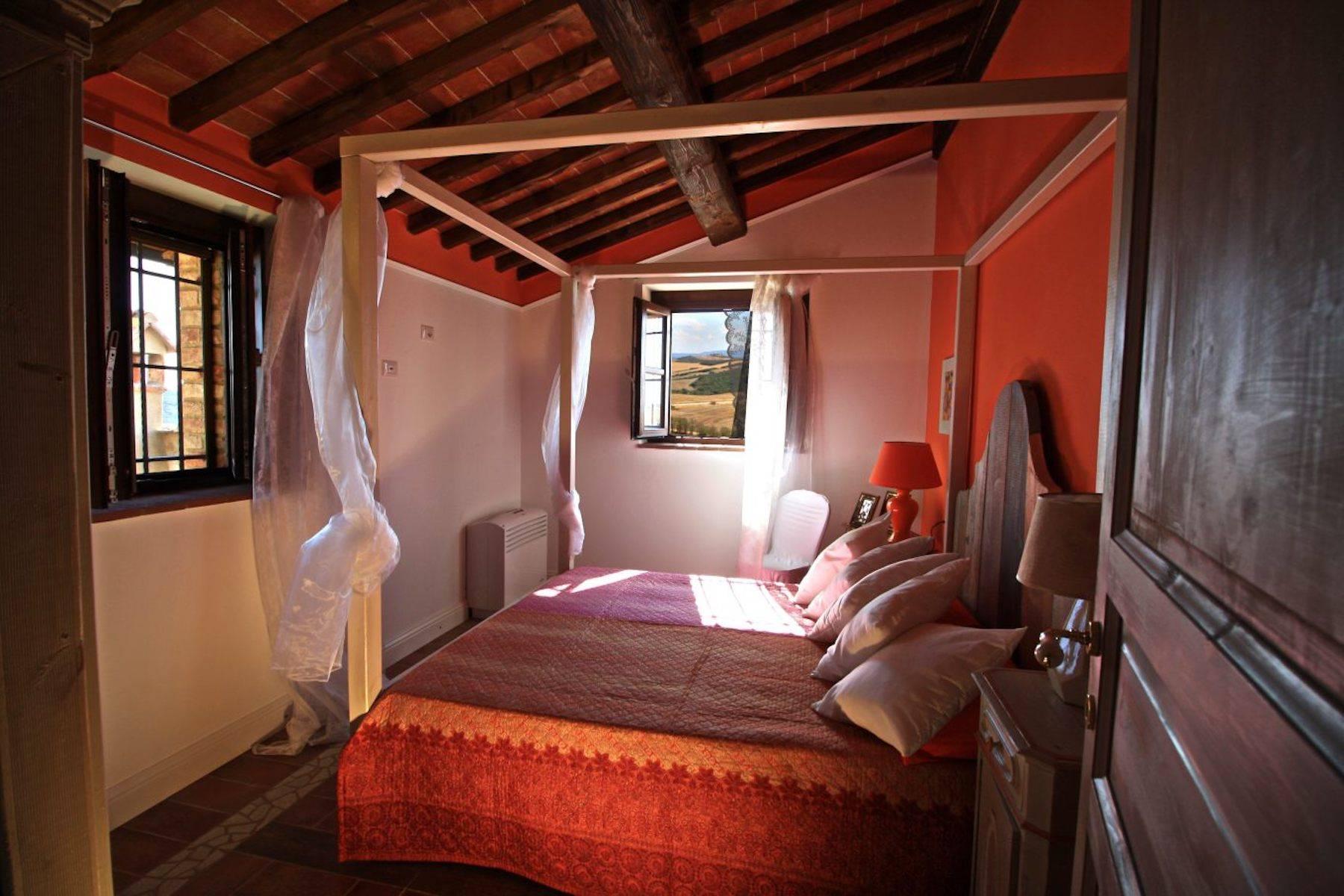 Wunderschön restaurierte Villa im Herzen der Landschaft von Volterra - 15