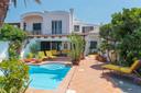 Meravigliosa proprietà con piscina e discesa a mare, in vendita, Forio | Sotheby’s Realty Italy - 1