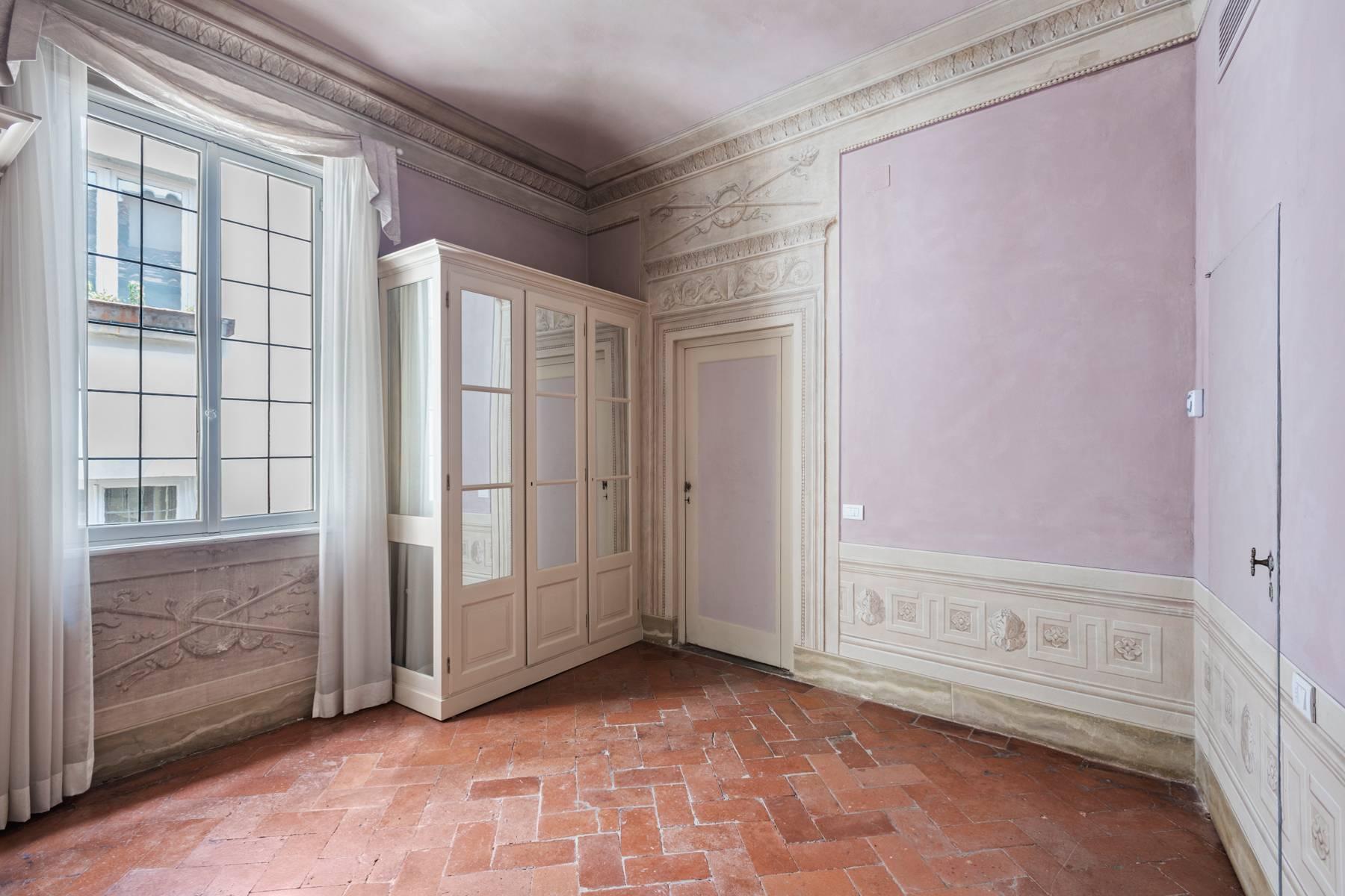 Fabulous historic apartment in the historic center of Florence - 9