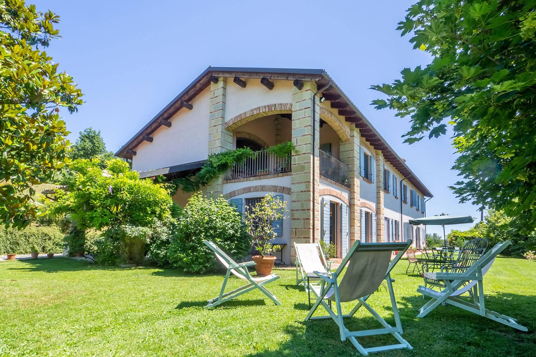 Charmantes Bauernhaus auf den grünen Hügeln von Monferrato - 1