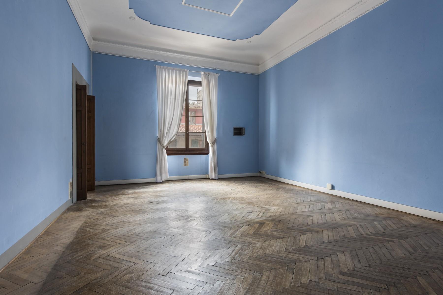 Magnifique appartement de 520 mc dans un palais historique au cur de Florence. - 4