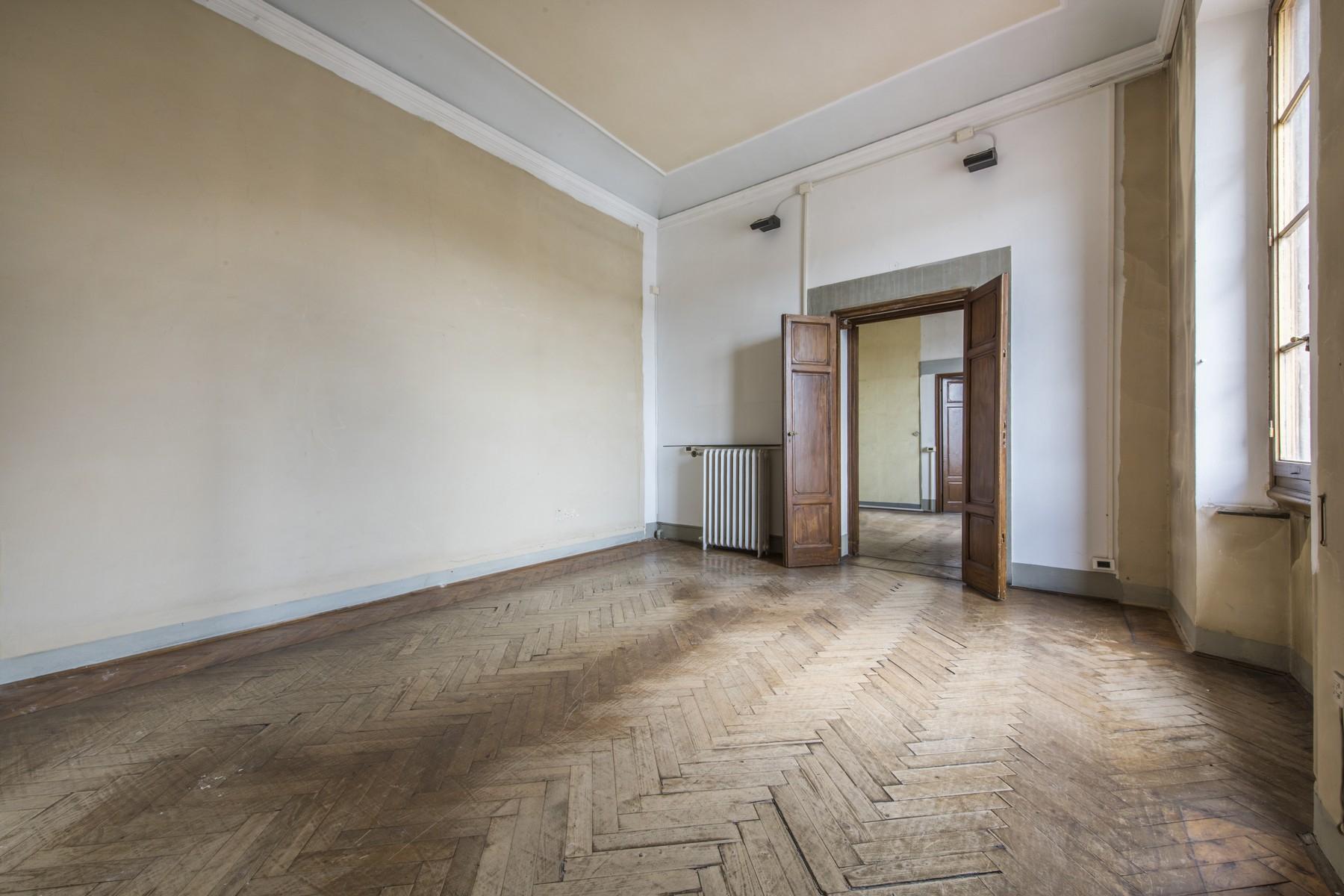 Magnificent 520sqm penthouse in a historic Florentine palazzo. - 16
