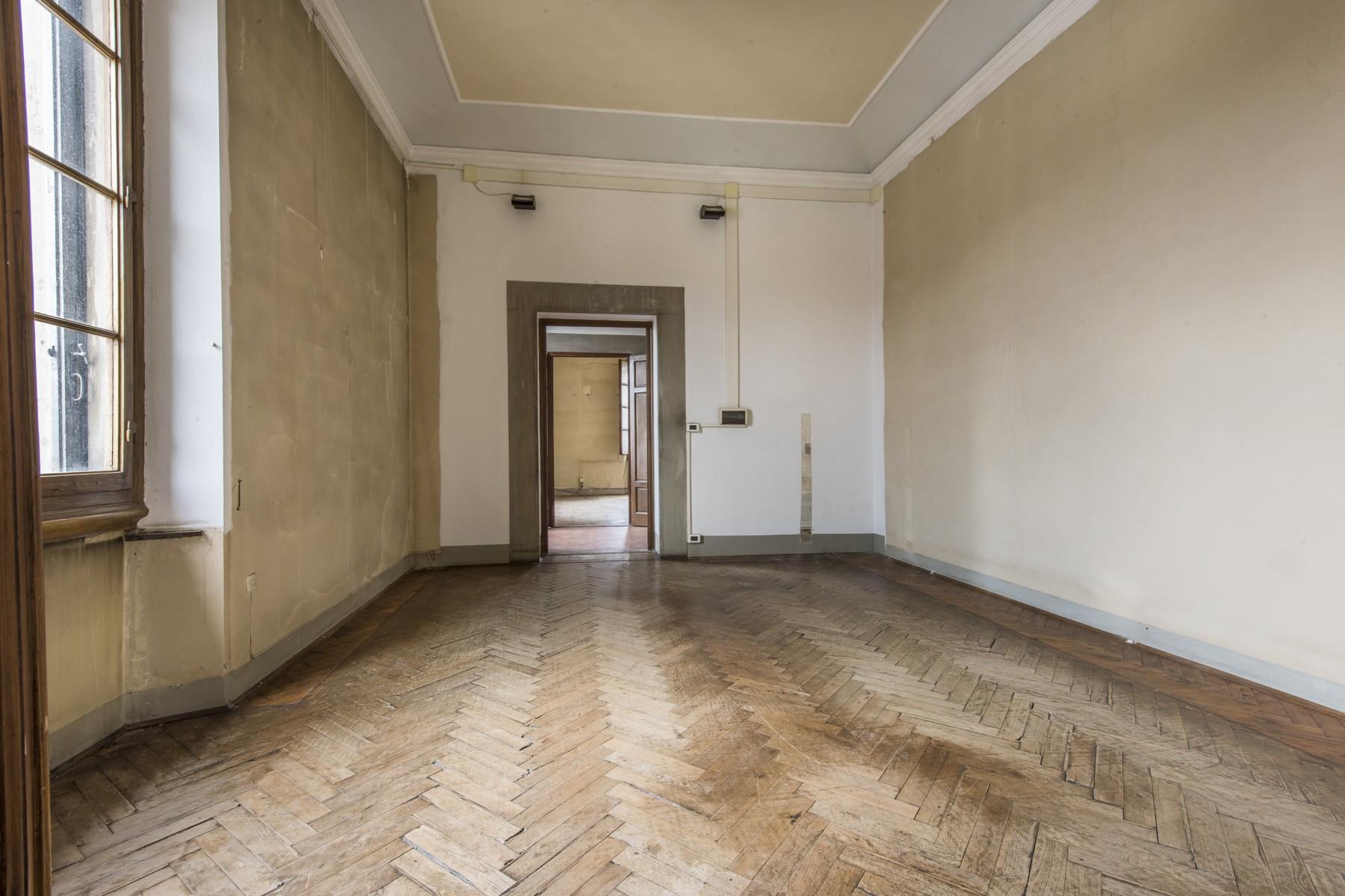 Magnificent 520sqm penthouse in a historic Florentine palazzo. - 6