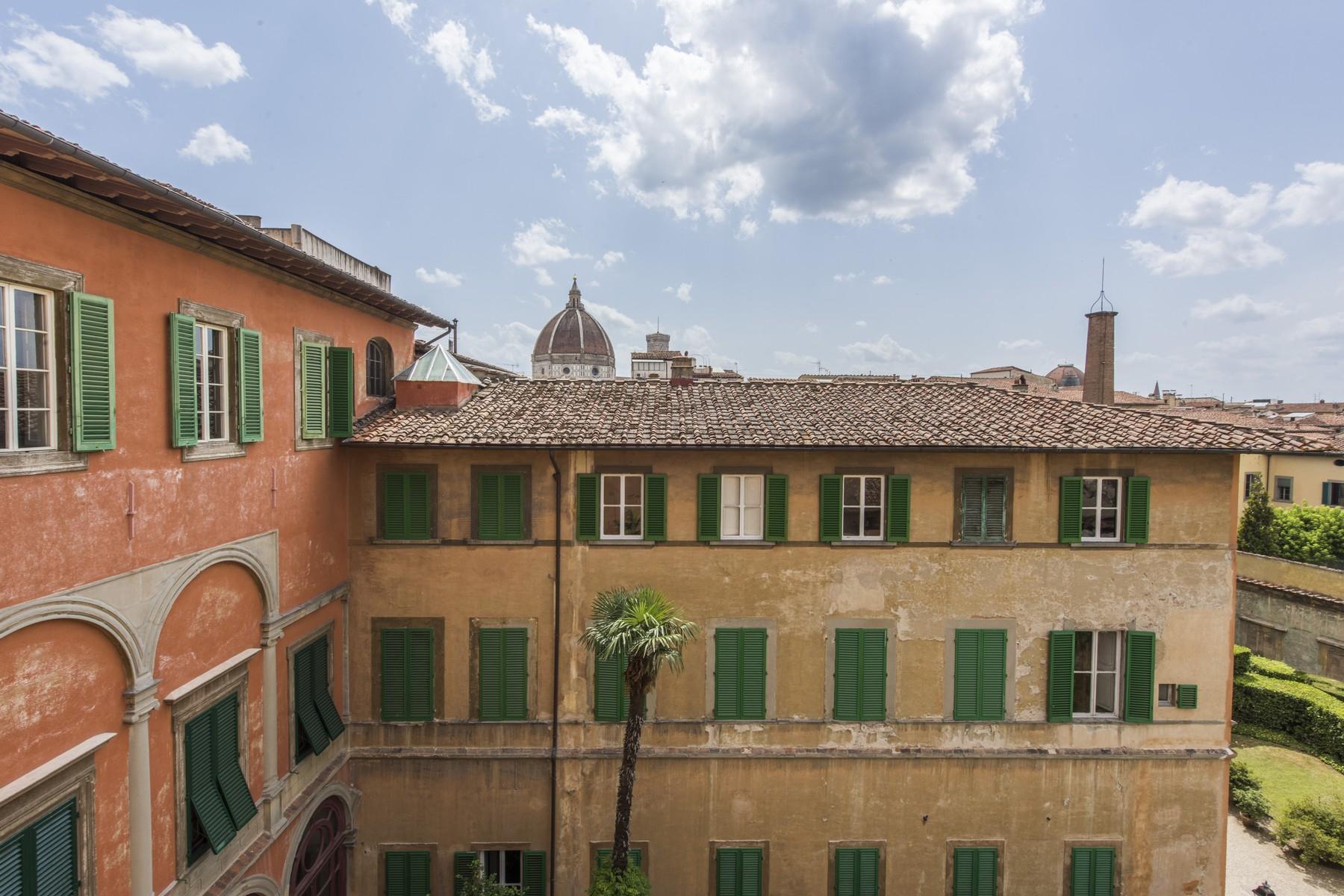 Magnificent 520sqm penthouse in a historic Florentine palazzo. - 13