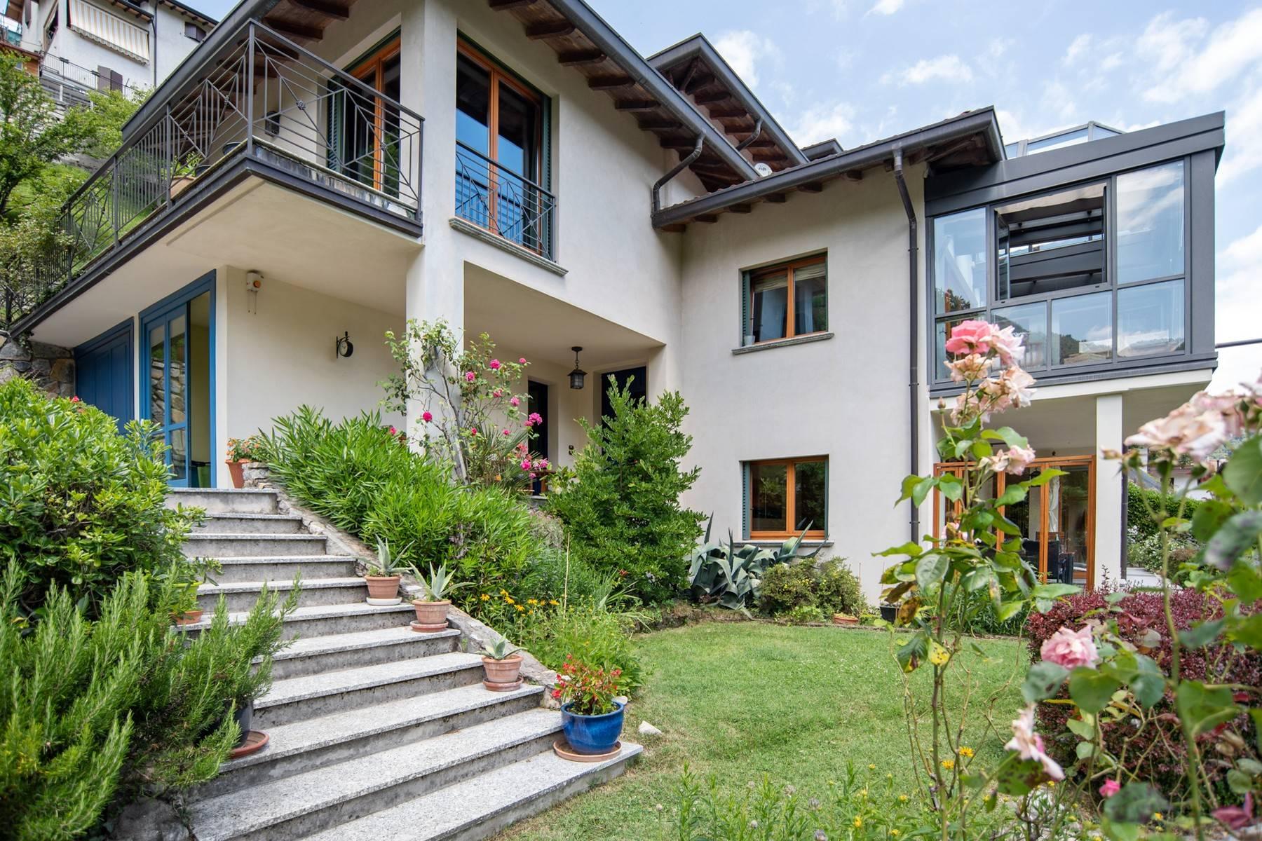 Stunning modern villa on the sunny hill above Argegno - 6