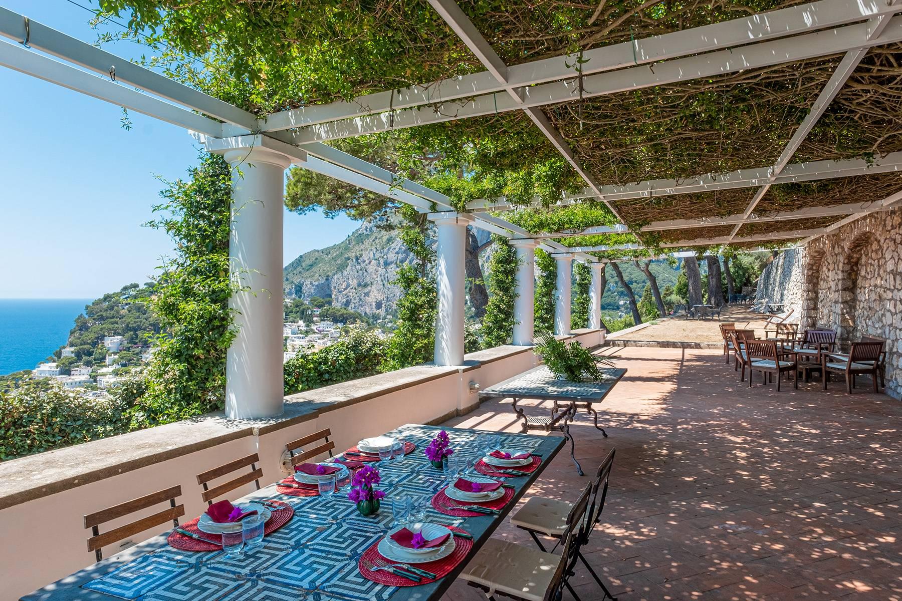 Wunderbare Villa mit Pool und Blick auf Capri und das Meer - 3