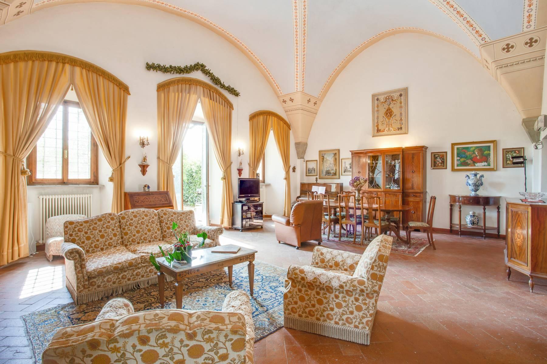 Wonderful apartment in historic villa of XVI century with garden - 5