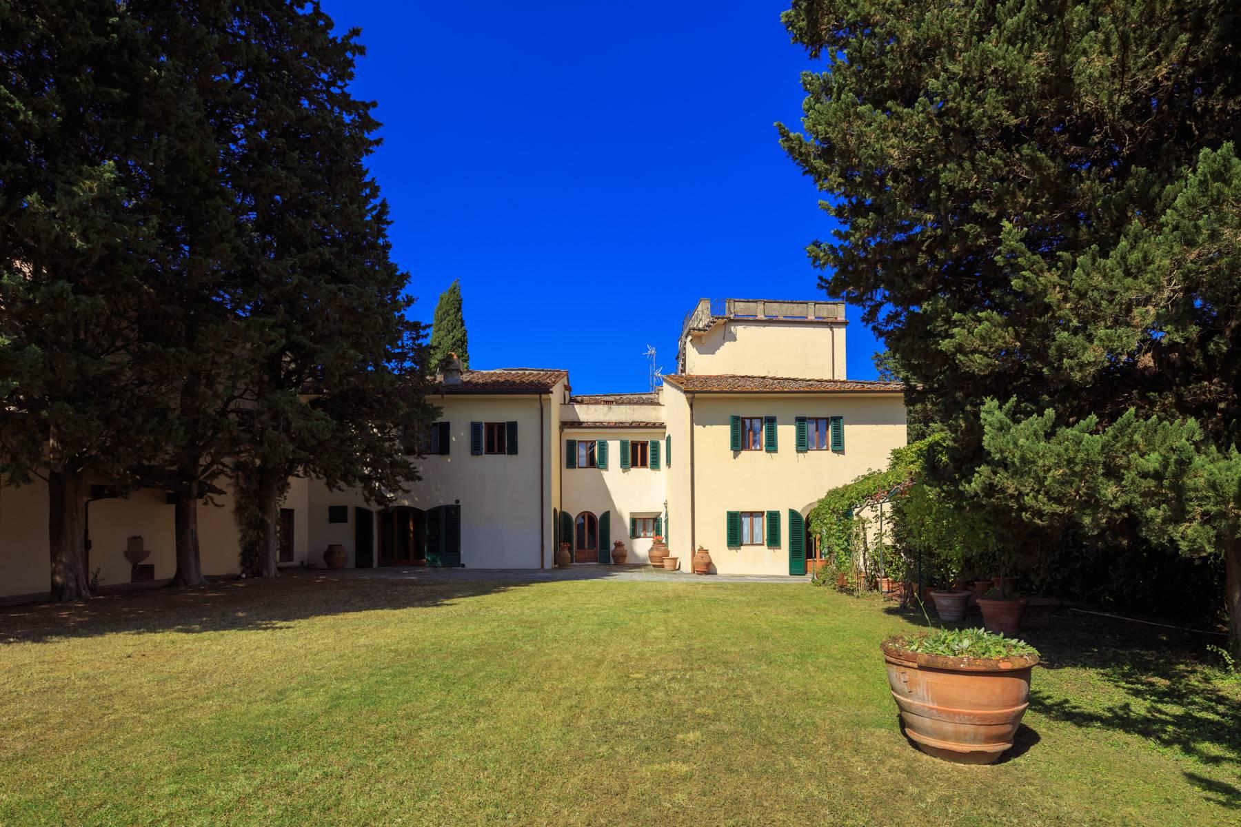 Large period villa with olive grove at 10 minutes' drive from Florence - 2