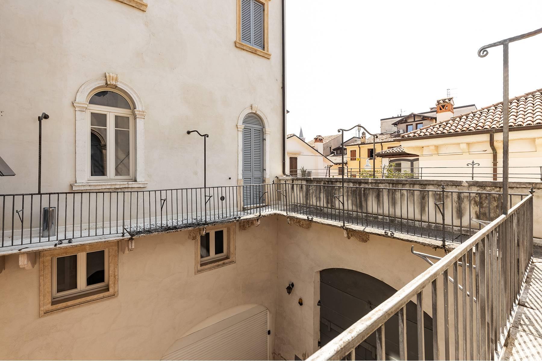 Wunderschöne erste Wohnung mit Fresken im Verona Stadtzentrum - 19