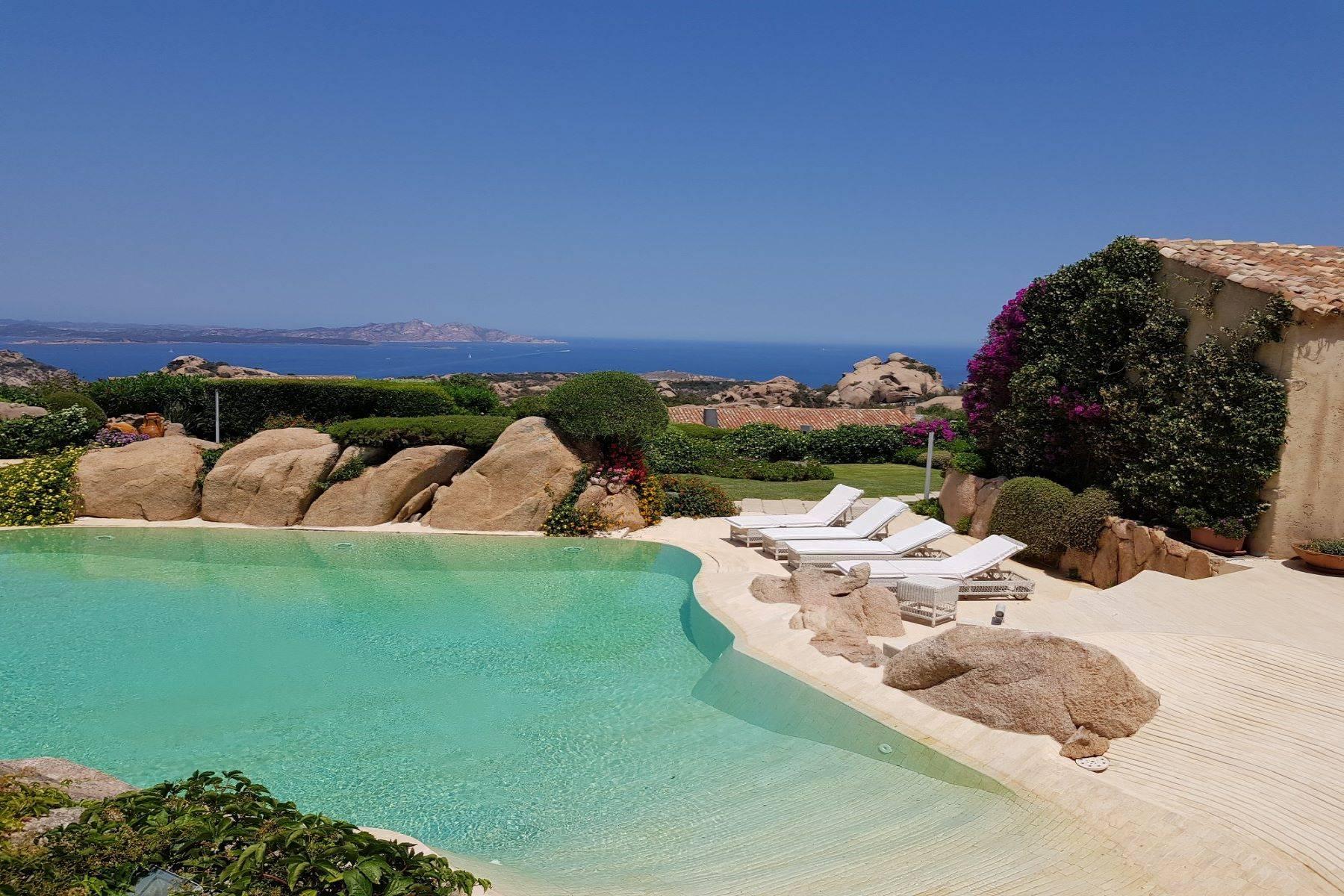 Exklusive Villa mit atemberaubender Aussicht mit Blick auf die Costa Smeralda - 15