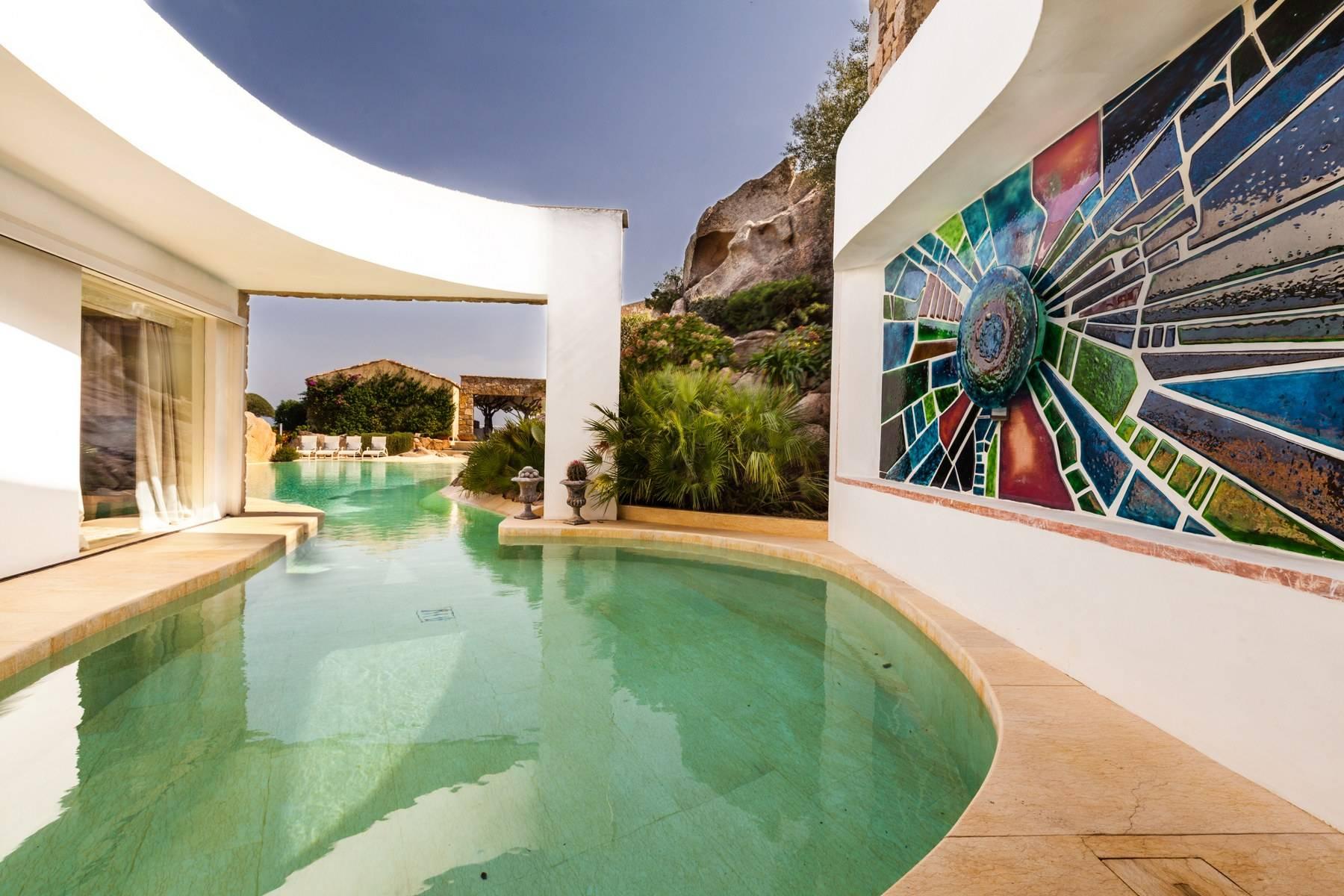 Exklusive Villa mit atemberaubender Aussicht mit Blick auf die Costa Smeralda - 1