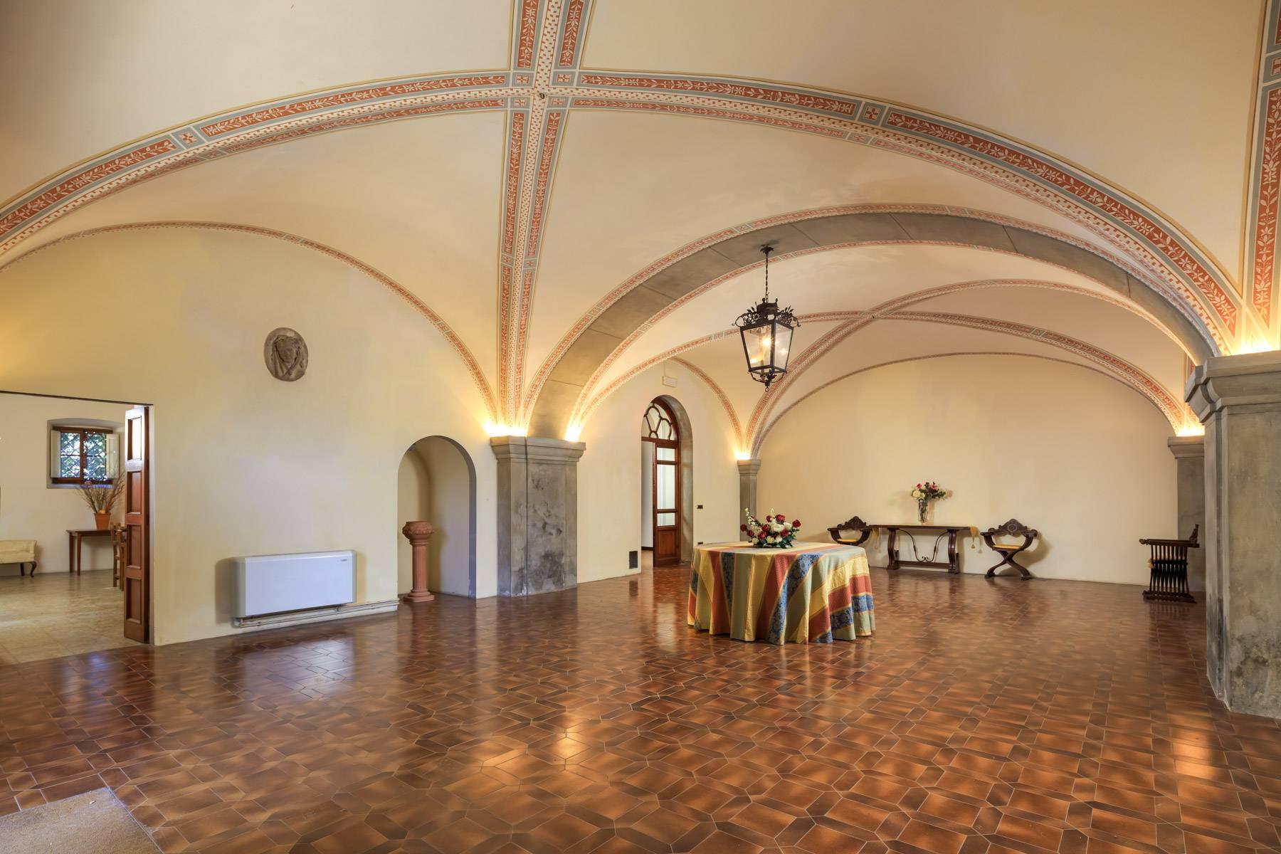 Luxurious Castle for Sale on the Florentine Hills - 6