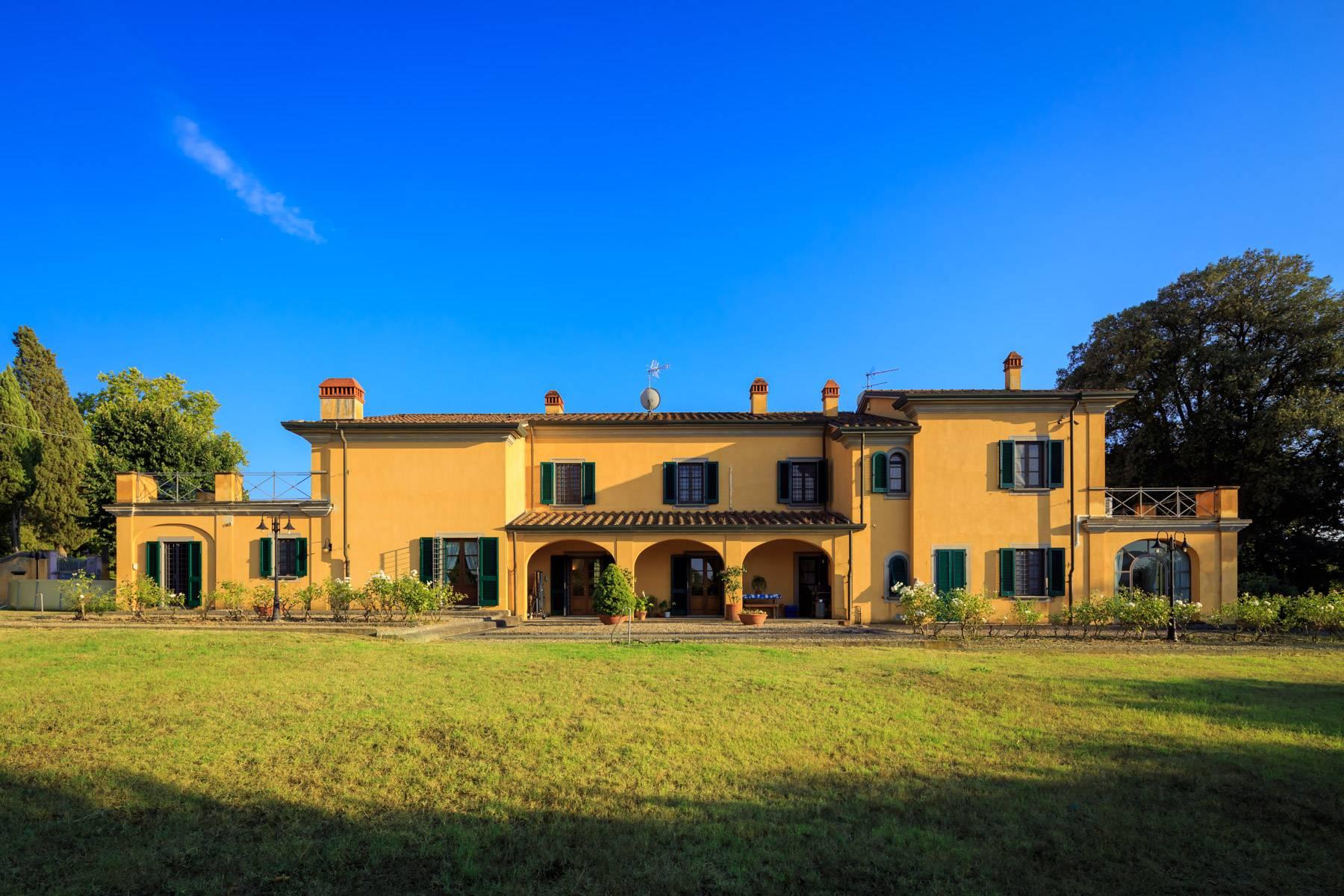 Luxury villa between Pisa and Florence - 1