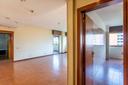 Luminoso appartamento con terrazzo esclusivo e piscina condominiale, in vendita, Roma | Sotheby’s Realty Italy - 5