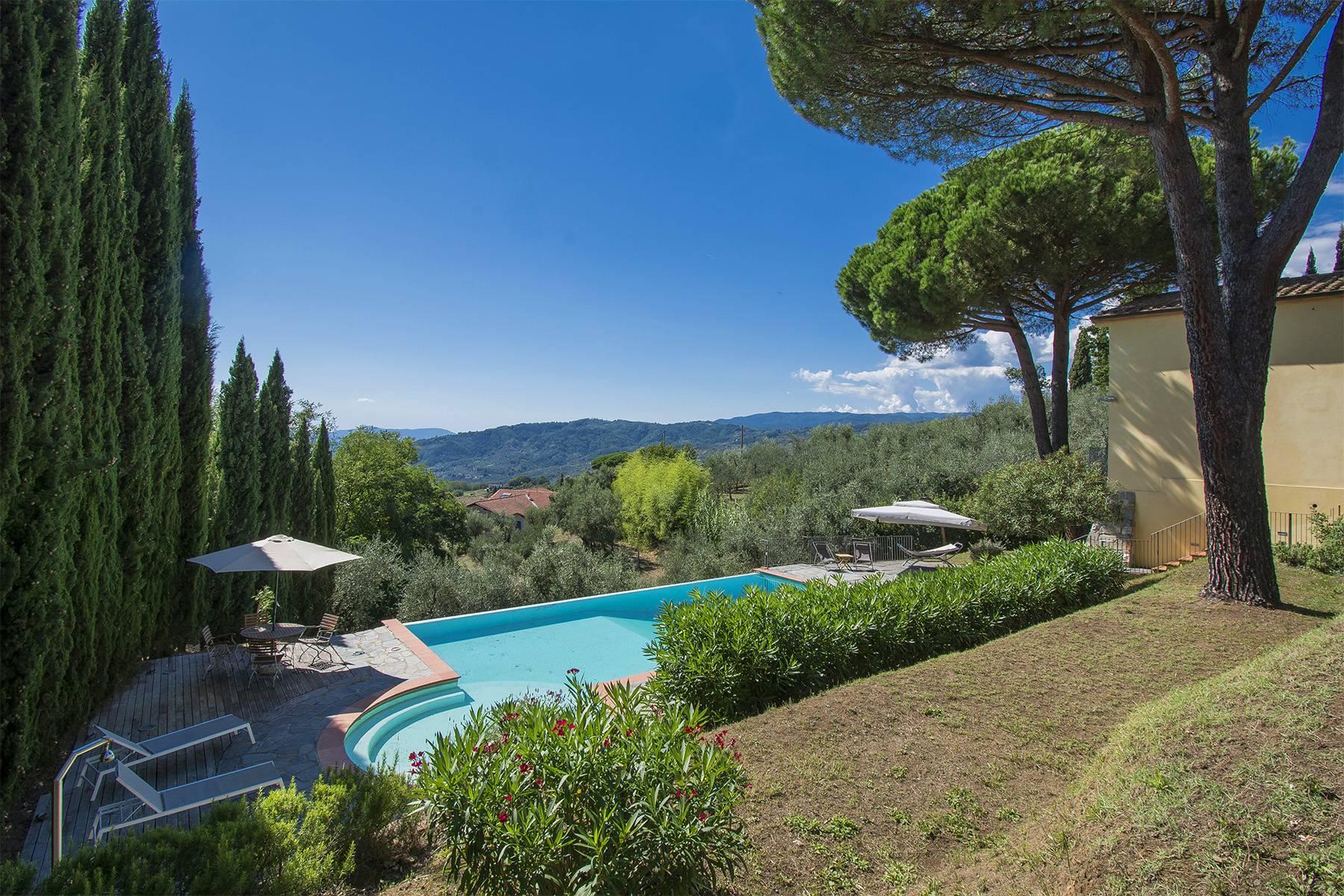 Panoramic villa on the Tuscan hills - 13
