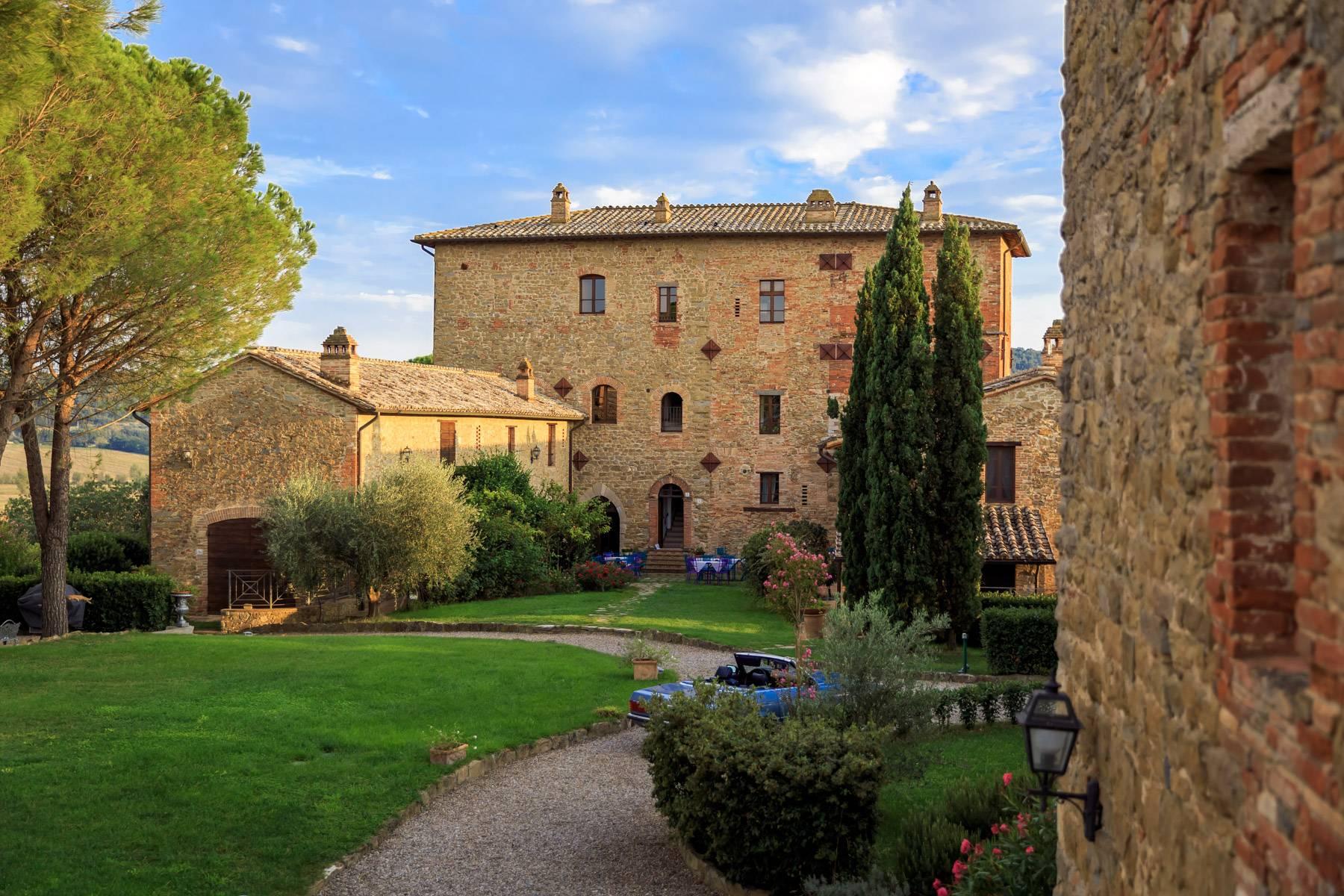 Magnificent castle in the heart of Umbria - 8