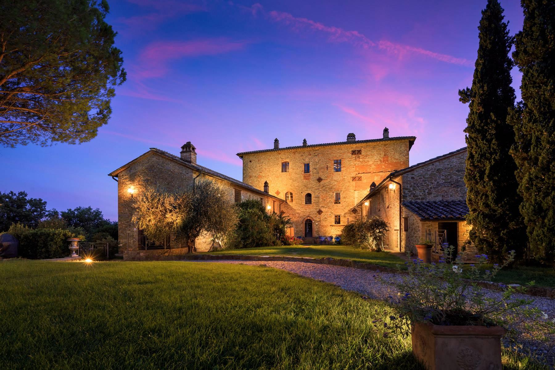 Magnificent castle in the heart of Umbria - 4