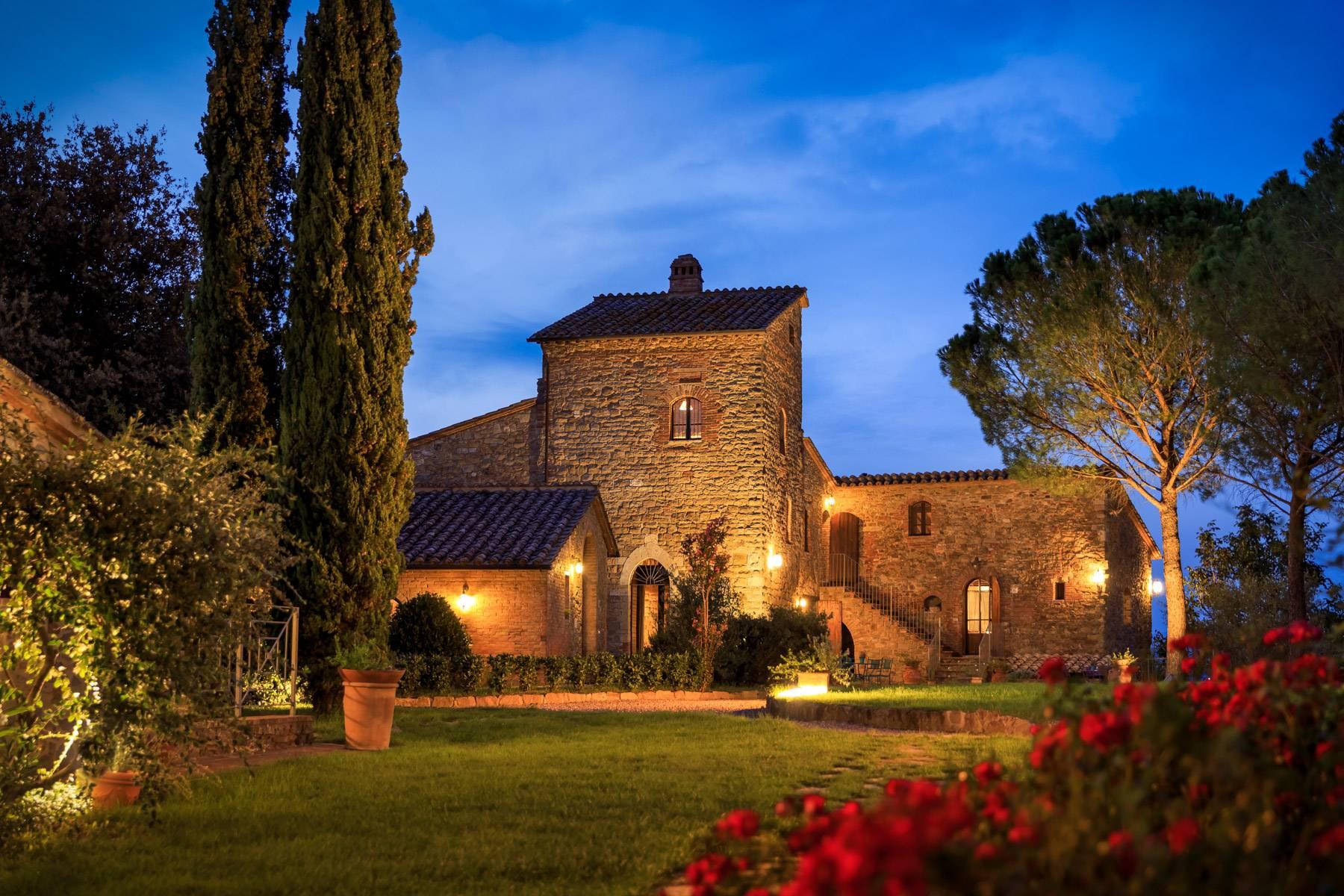 Magnificent castle in the heart of Umbria - 6