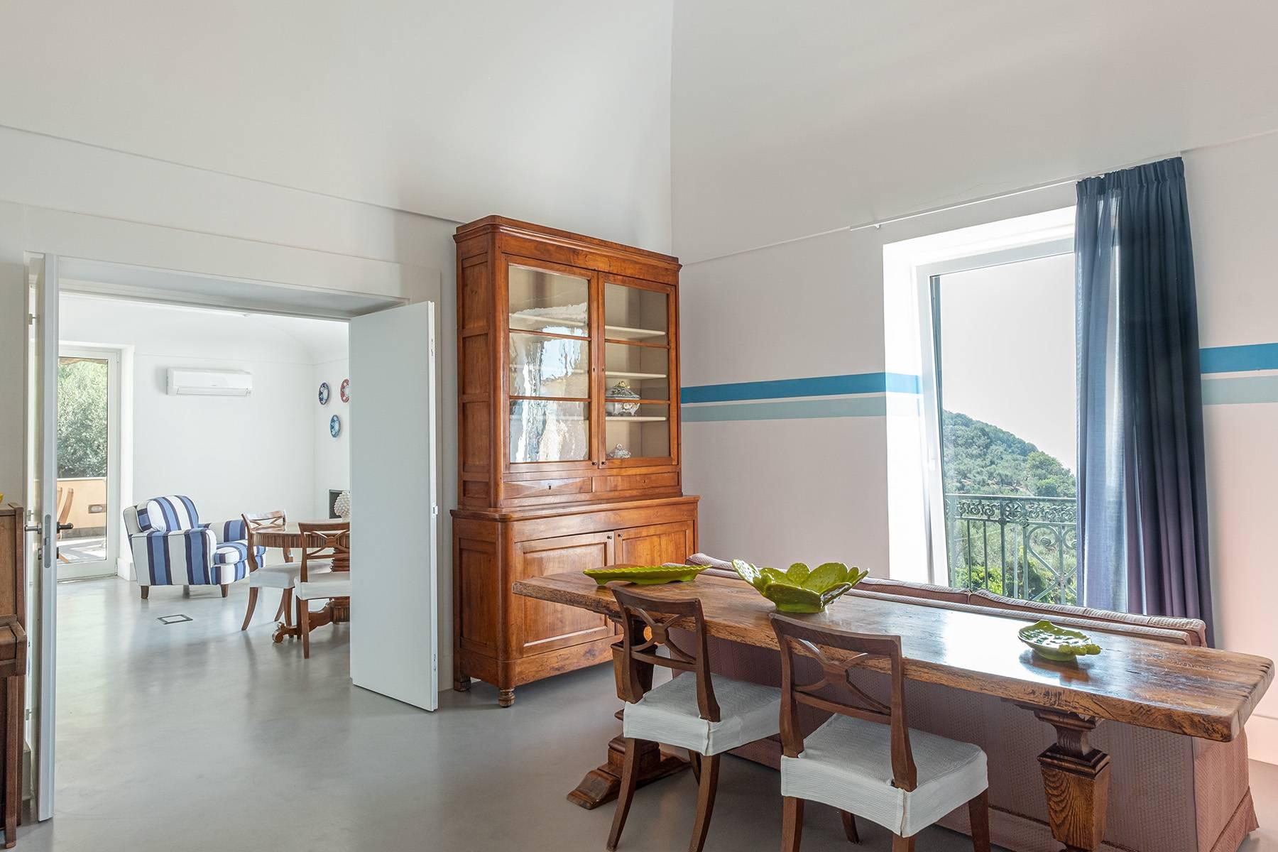 Appartement lumineux avec jardin et terrasses panoramiques au coeur de la Côte de Sorrento - 4